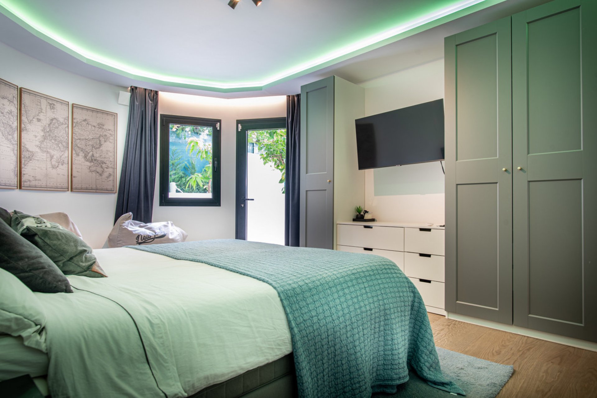 Resale - House - Detached Villa - Benahavís - La Quinta