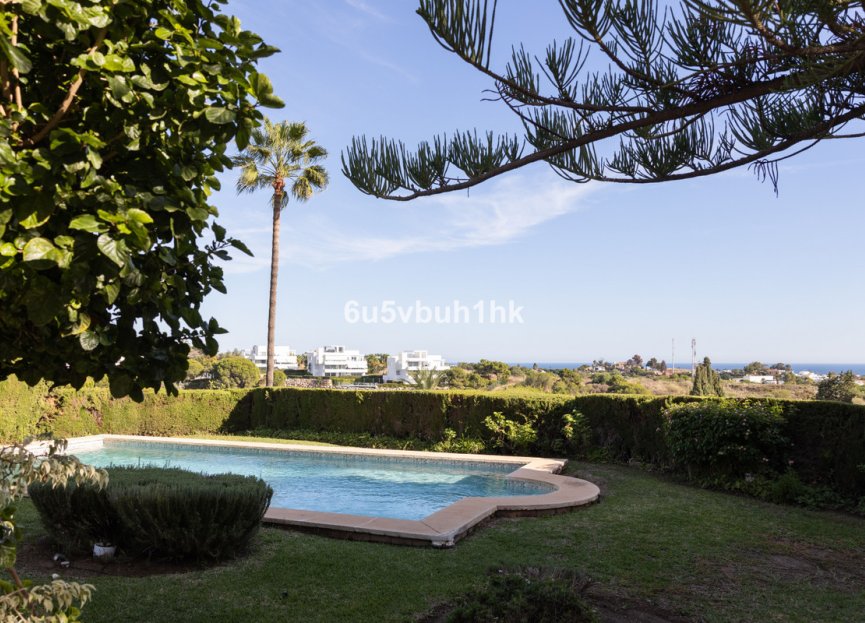 Resale - House - Detached Villa - Benahavís - La Quinta