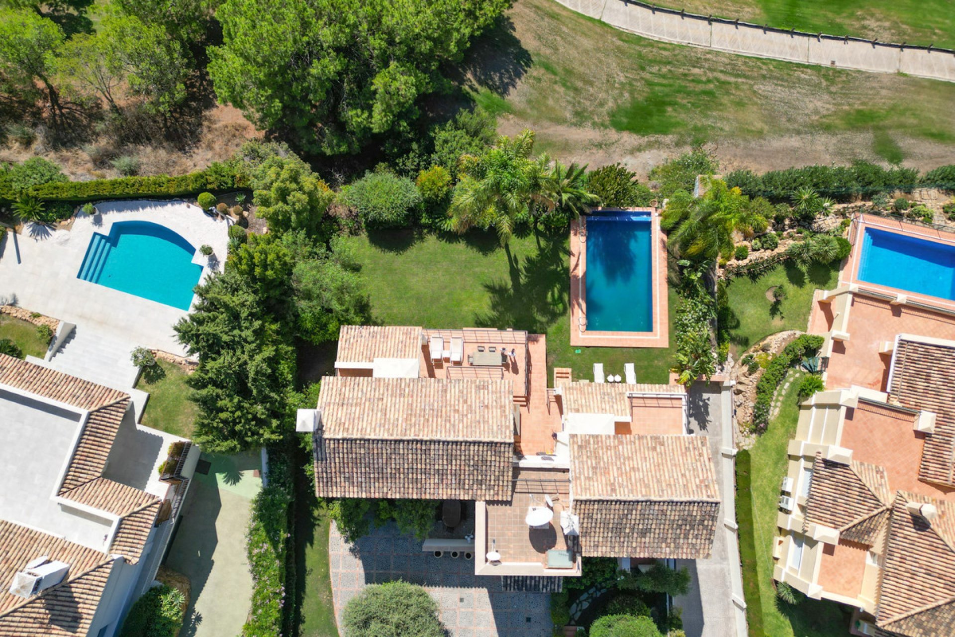 Resale - House - Detached Villa - Benahavís - La Quinta