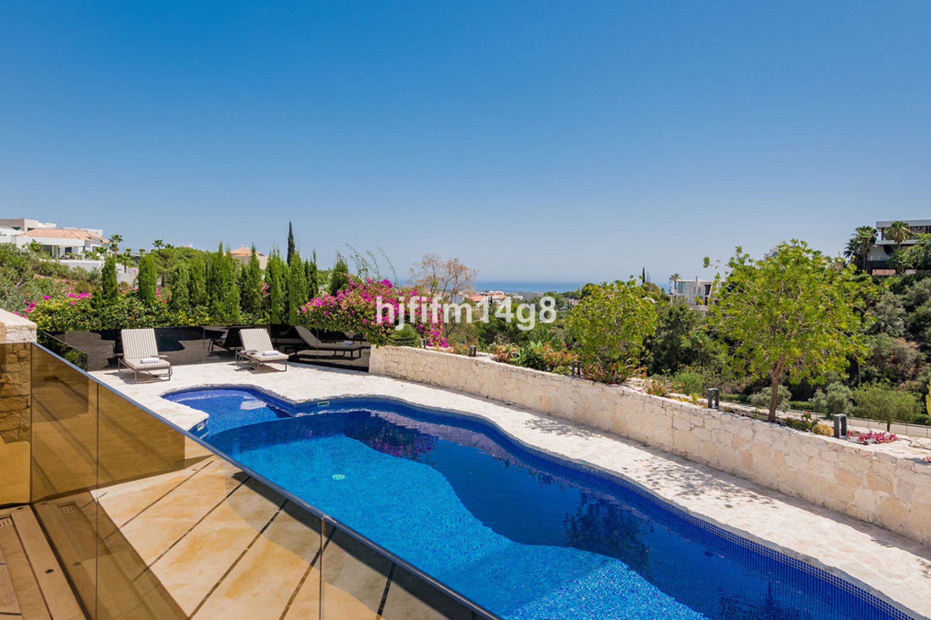 Resale - House - Detached Villa - Benahavís - La Quinta