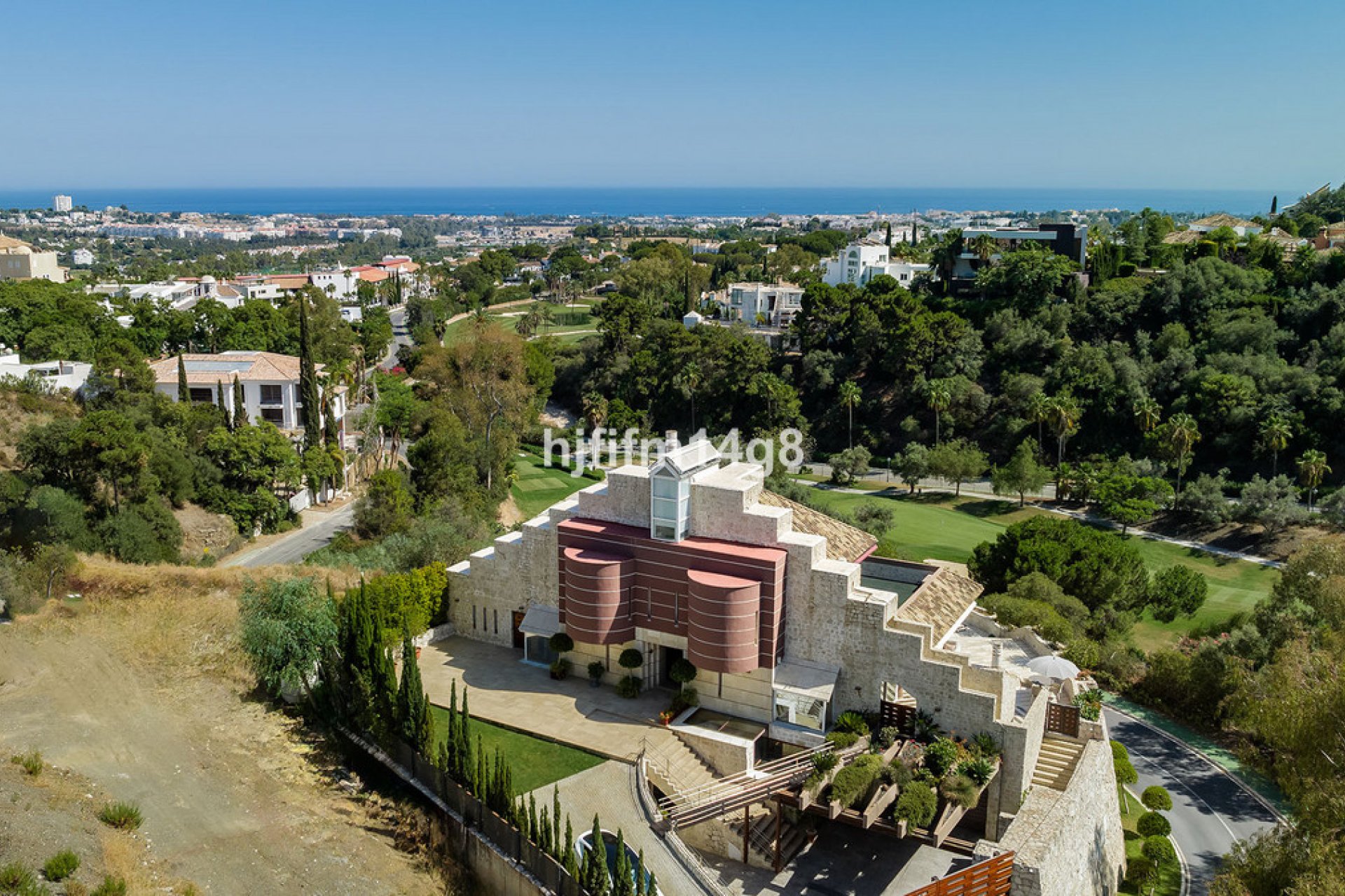 Resale - House - Detached Villa - Benahavís - La Quinta