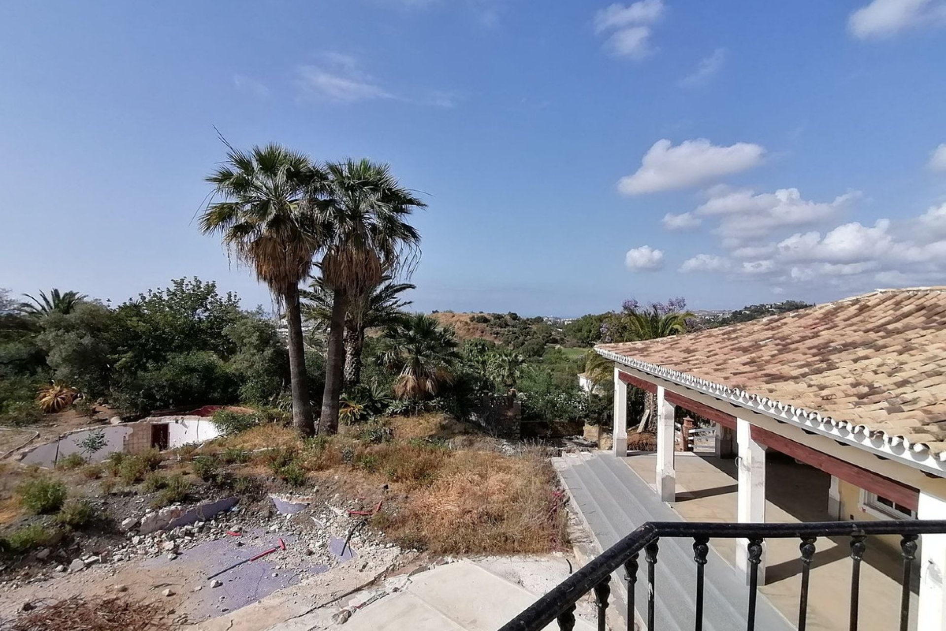 Resale - House - Detached Villa - Benahavís - La Quinta