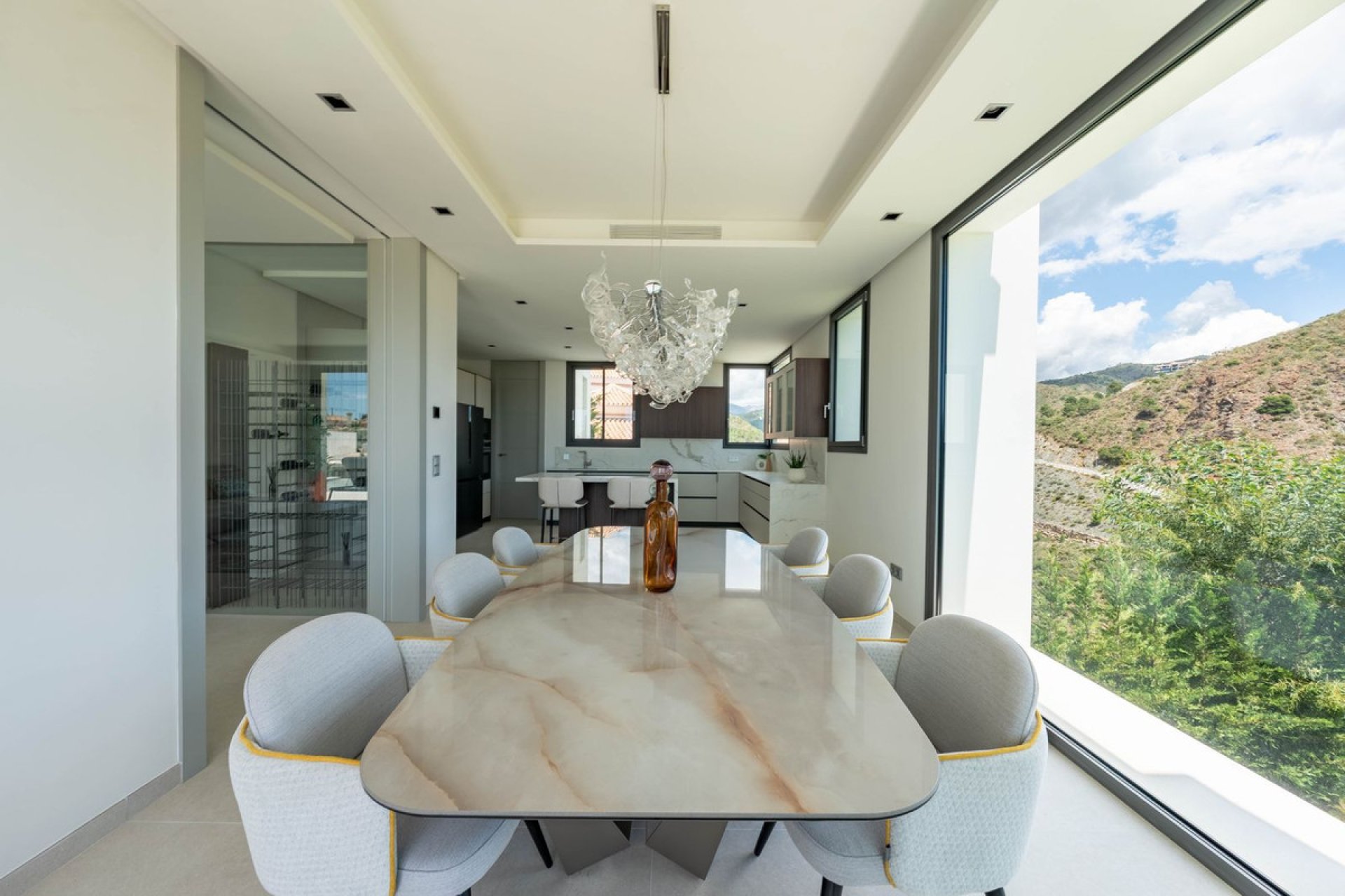 Resale - House - Detached Villa - Benahavís - La Quinta