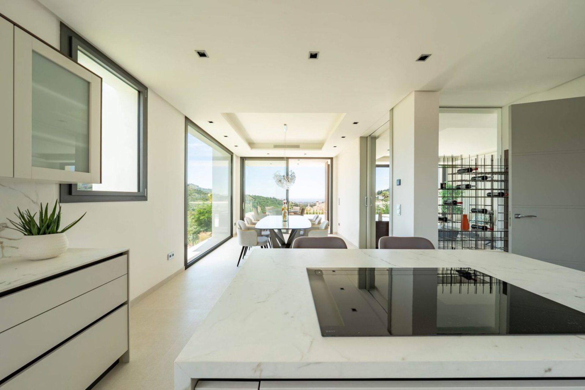 Resale - House - Detached Villa - Benahavís - La Quinta