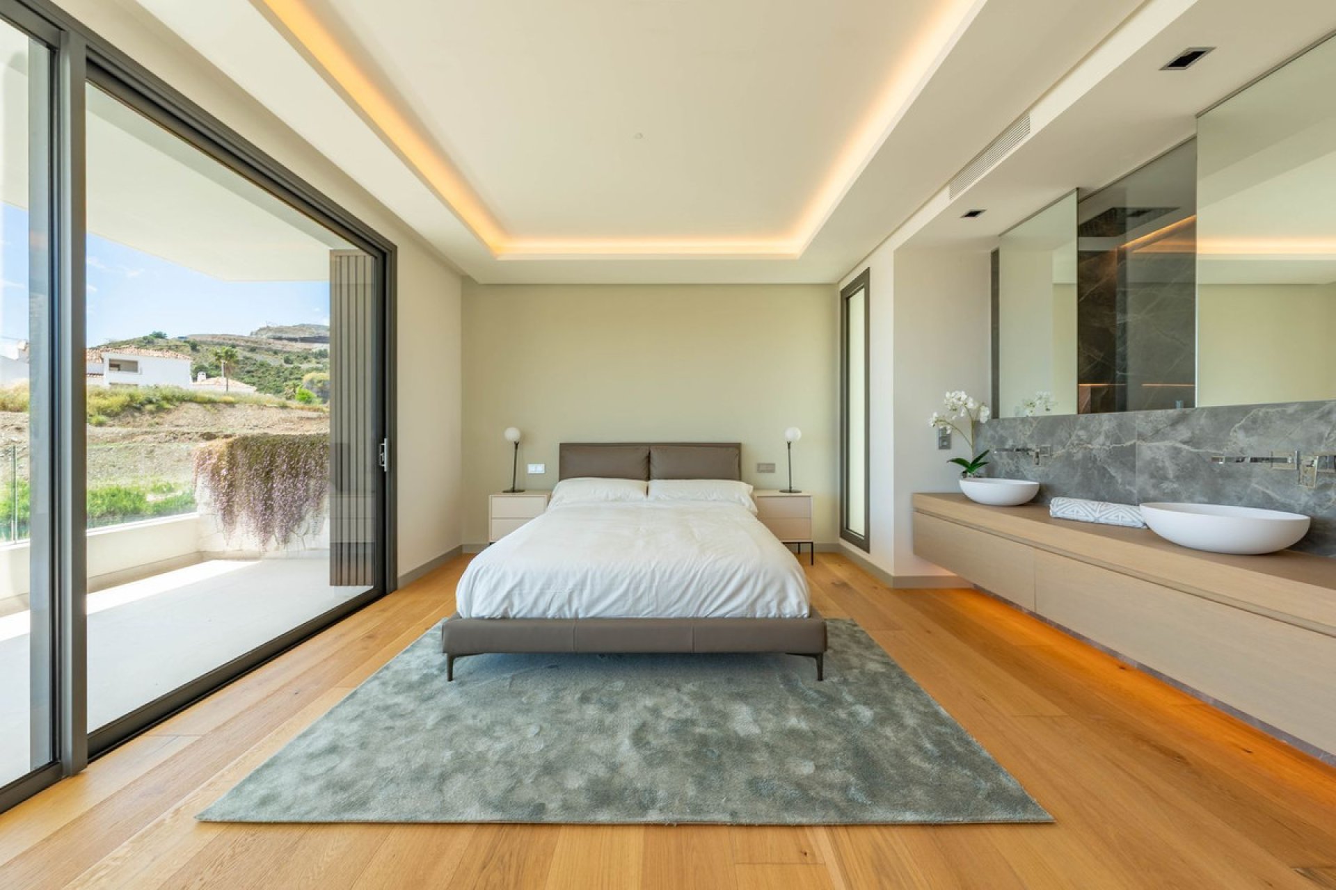 Resale - House - Detached Villa - Benahavís - La Quinta