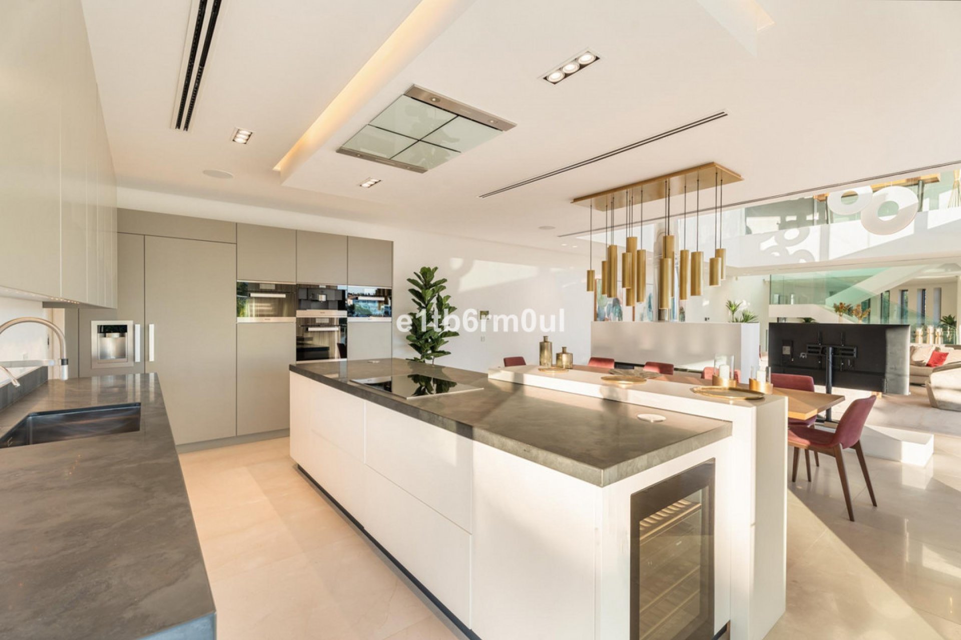 Resale - House - Detached Villa - Benahavís - La Quinta