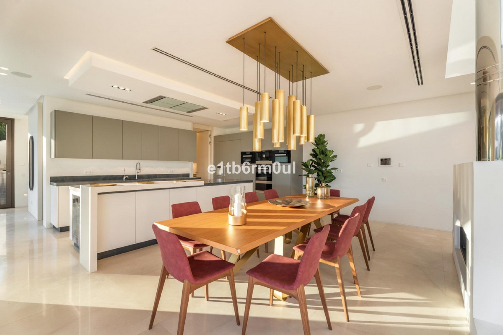 Resale - House - Detached Villa - Benahavís - La Quinta