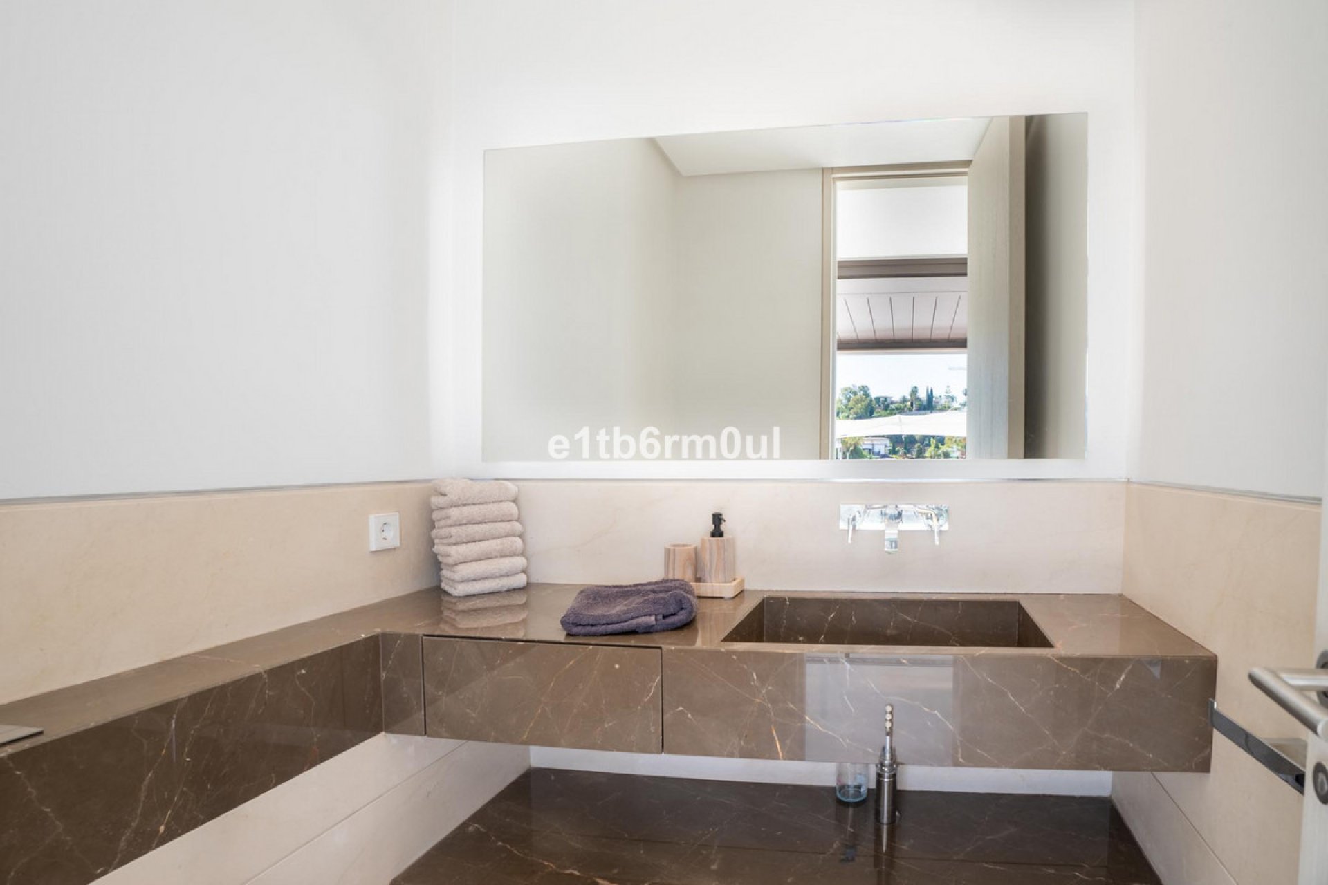 Resale - House - Detached Villa - Benahavís - La Quinta