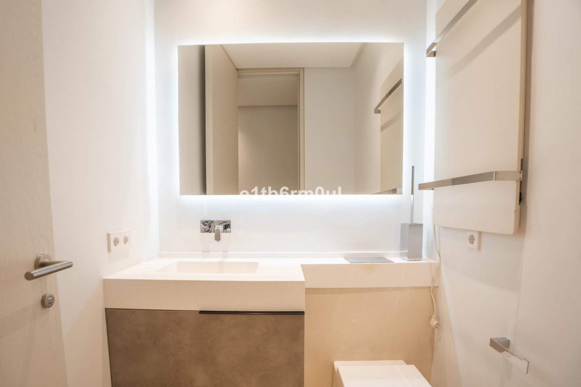 Resale - House - Detached Villa - Benahavís - La Quinta