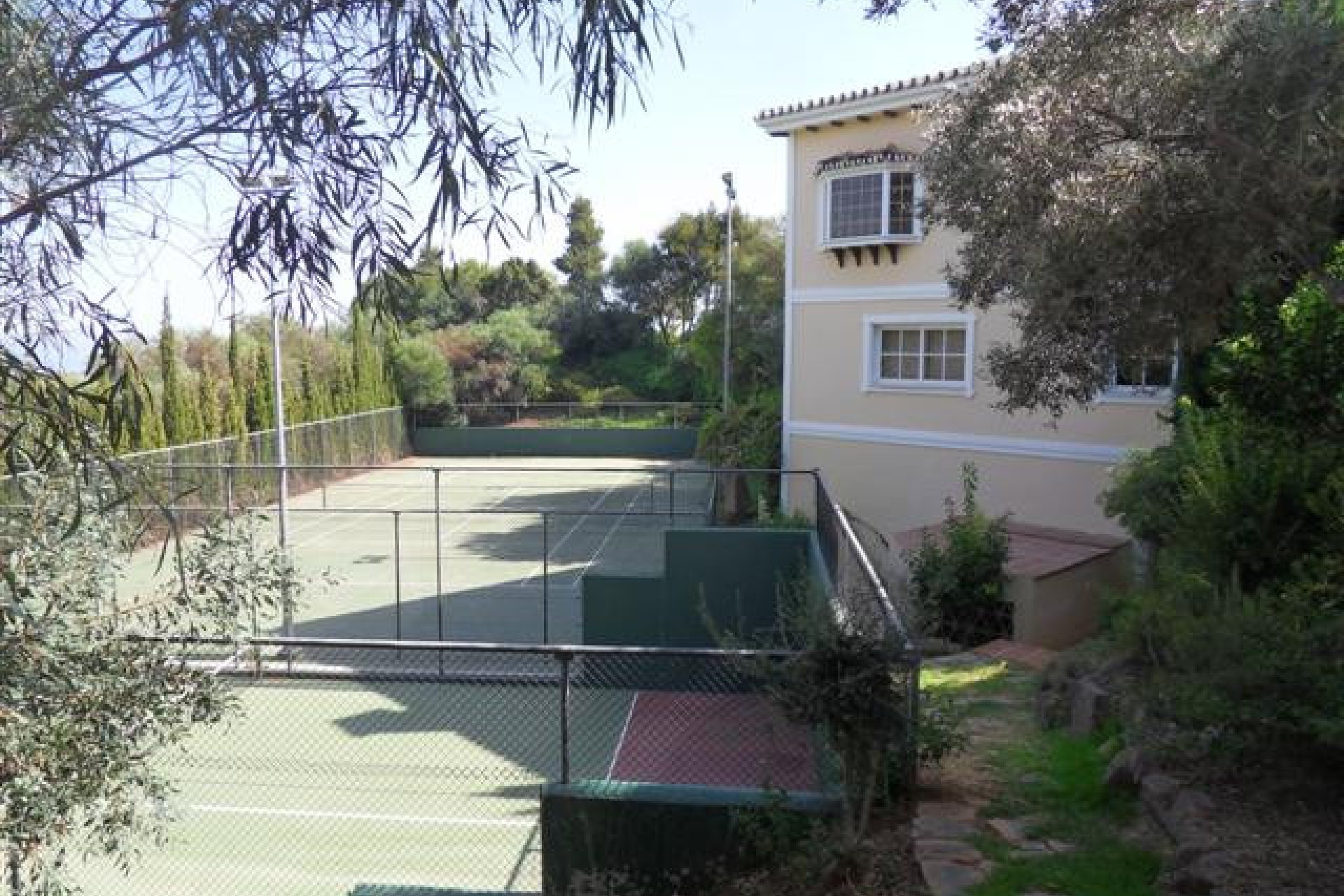 Resale - House - Detached Villa - Benahavís - La Quinta