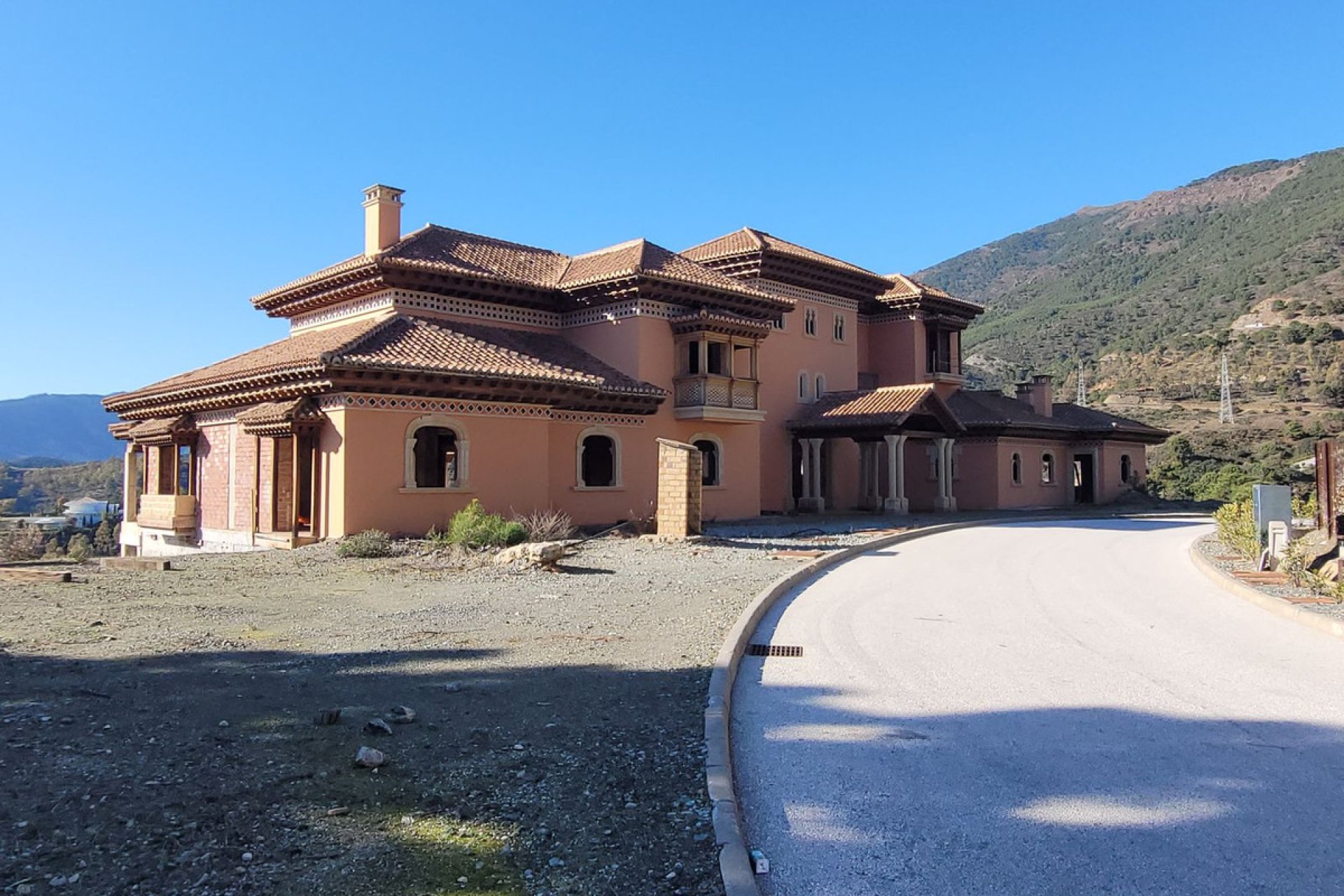 Resale - House - Detached Villa - Benahavís - La Zagaleta