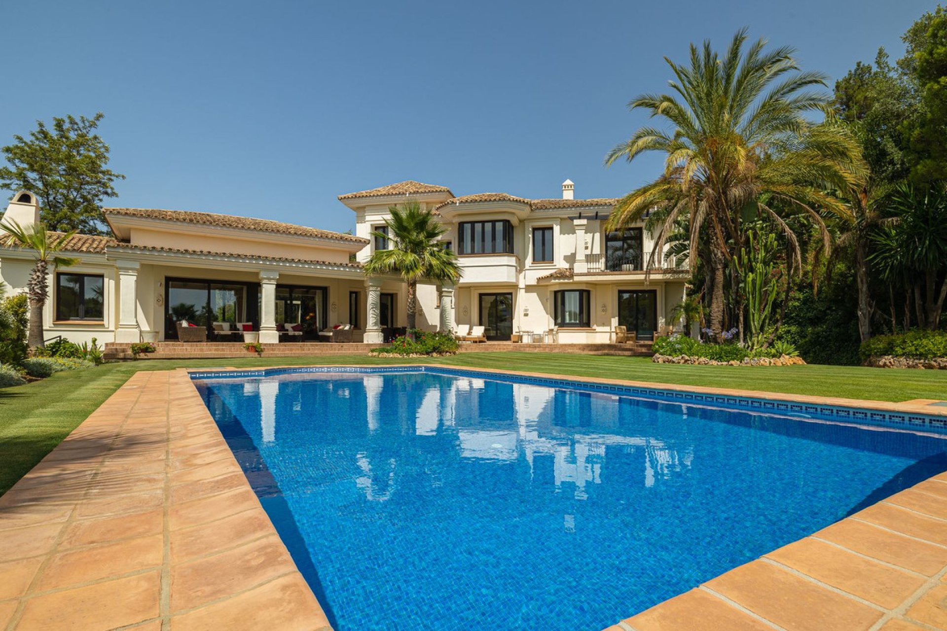 Resale - House - Detached Villa - Benahavís - La Zagaleta