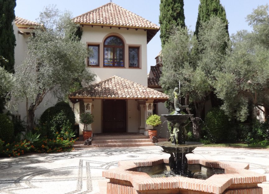 Resale - House - Detached Villa - Benahavís - La Zagaleta