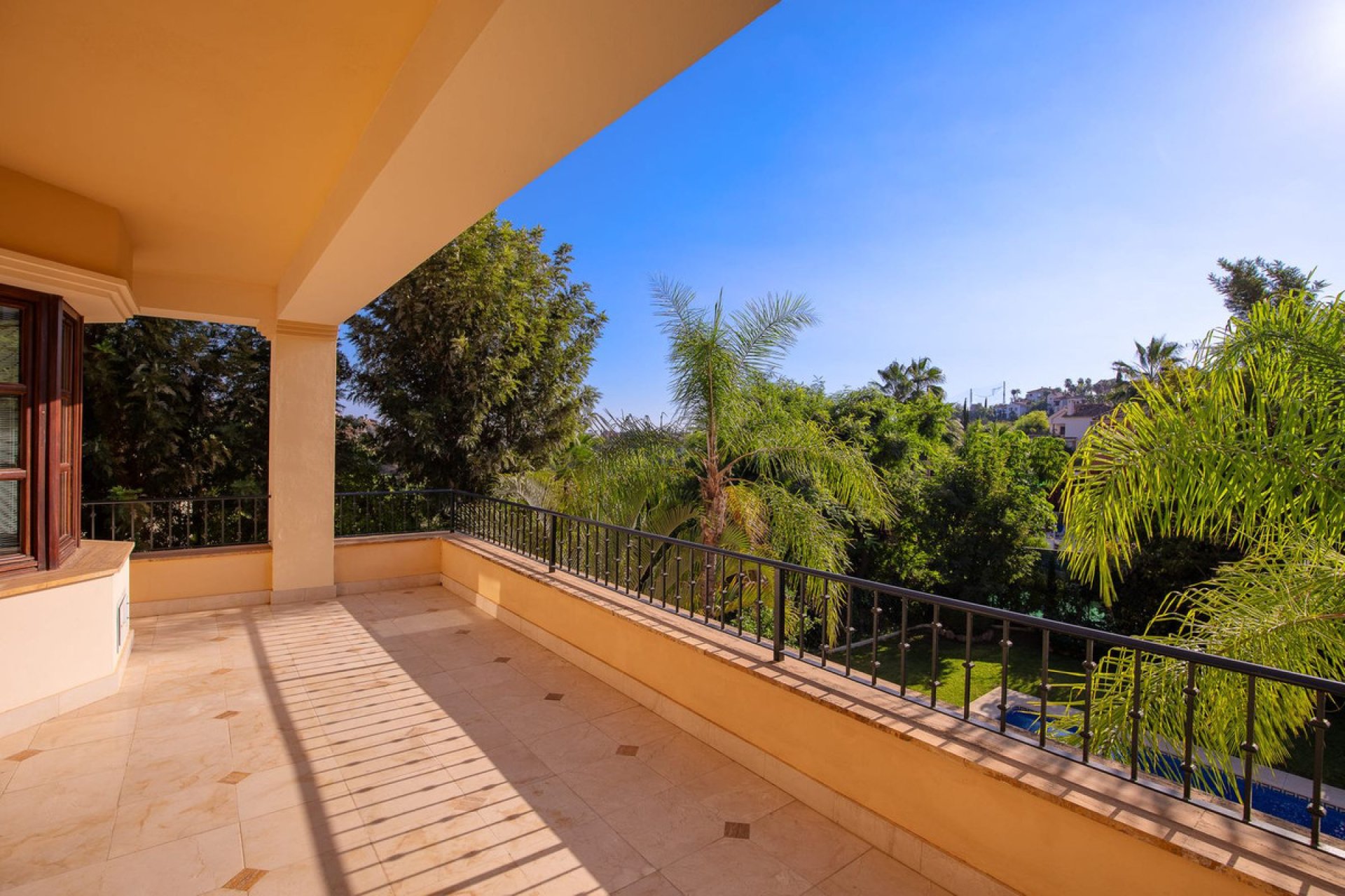 Resale - House - Detached Villa - Benahavís - Los Arqueros