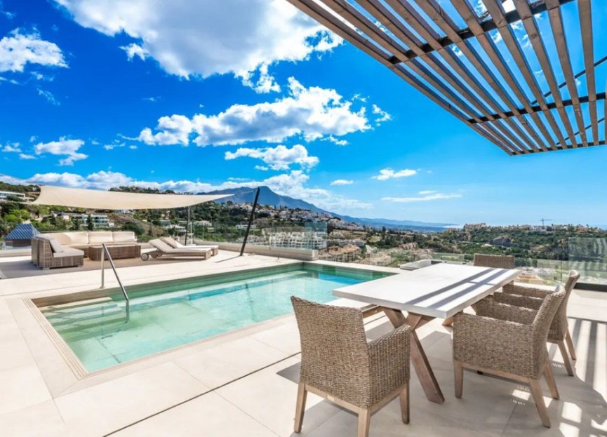 Resale - House - Detached Villa - Benahavís - Los Arqueros