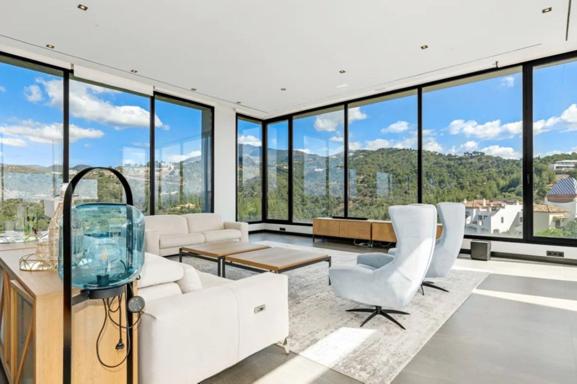 Resale - House - Detached Villa - Benahavís - Los Arqueros