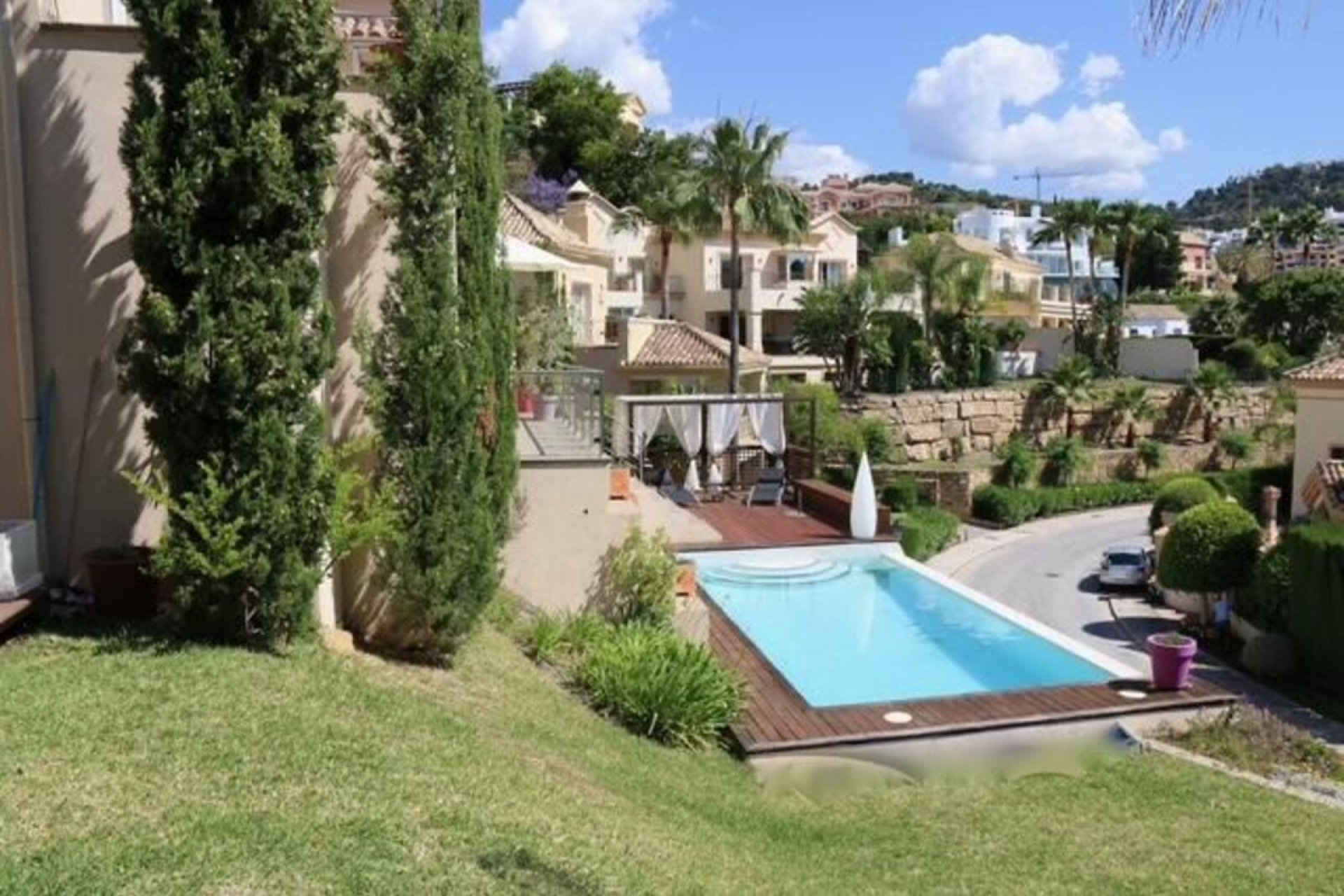 Resale - House - Detached Villa - Benahavís - Los Arqueros