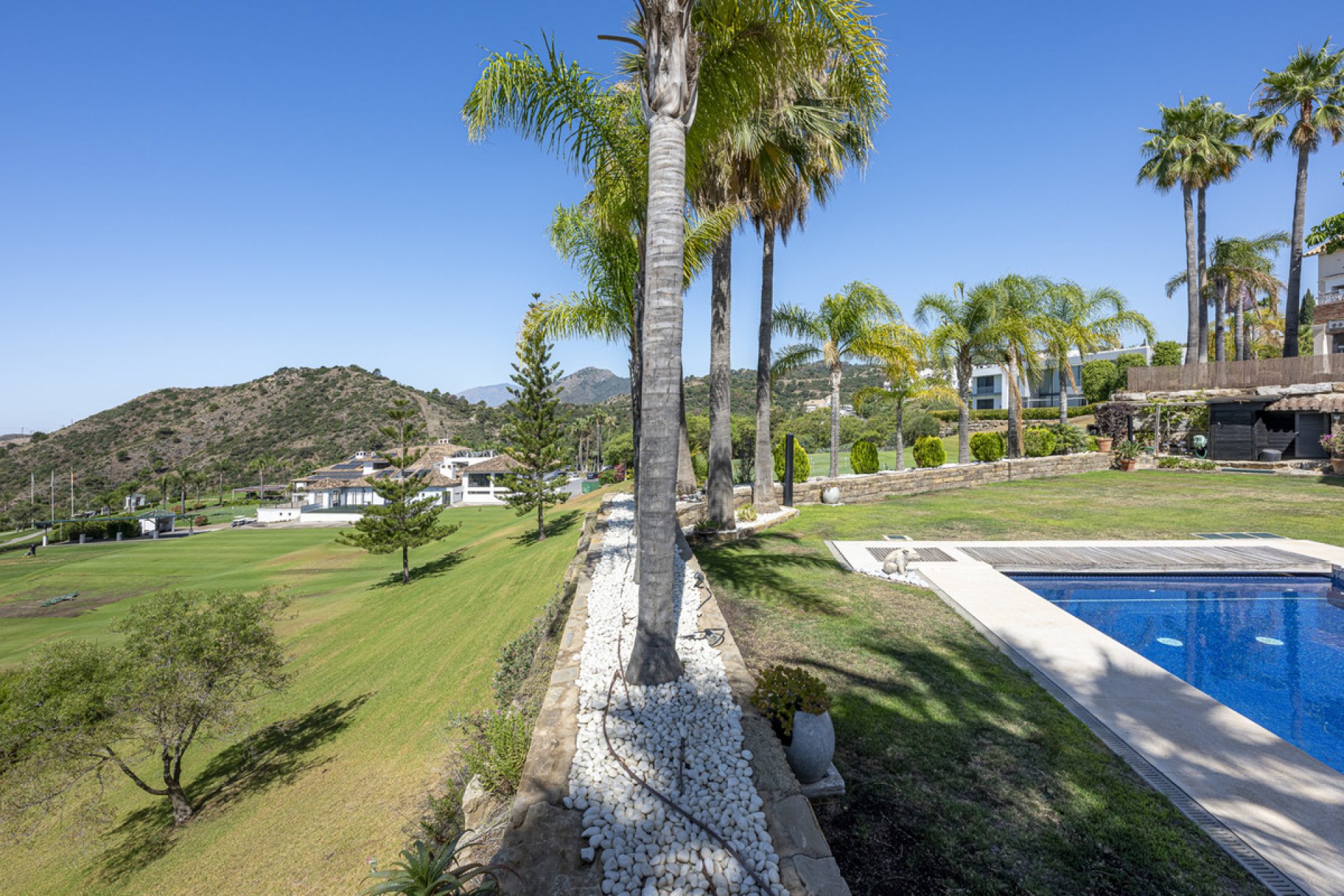 Resale - House - Detached Villa - Benahavís - Los Arqueros