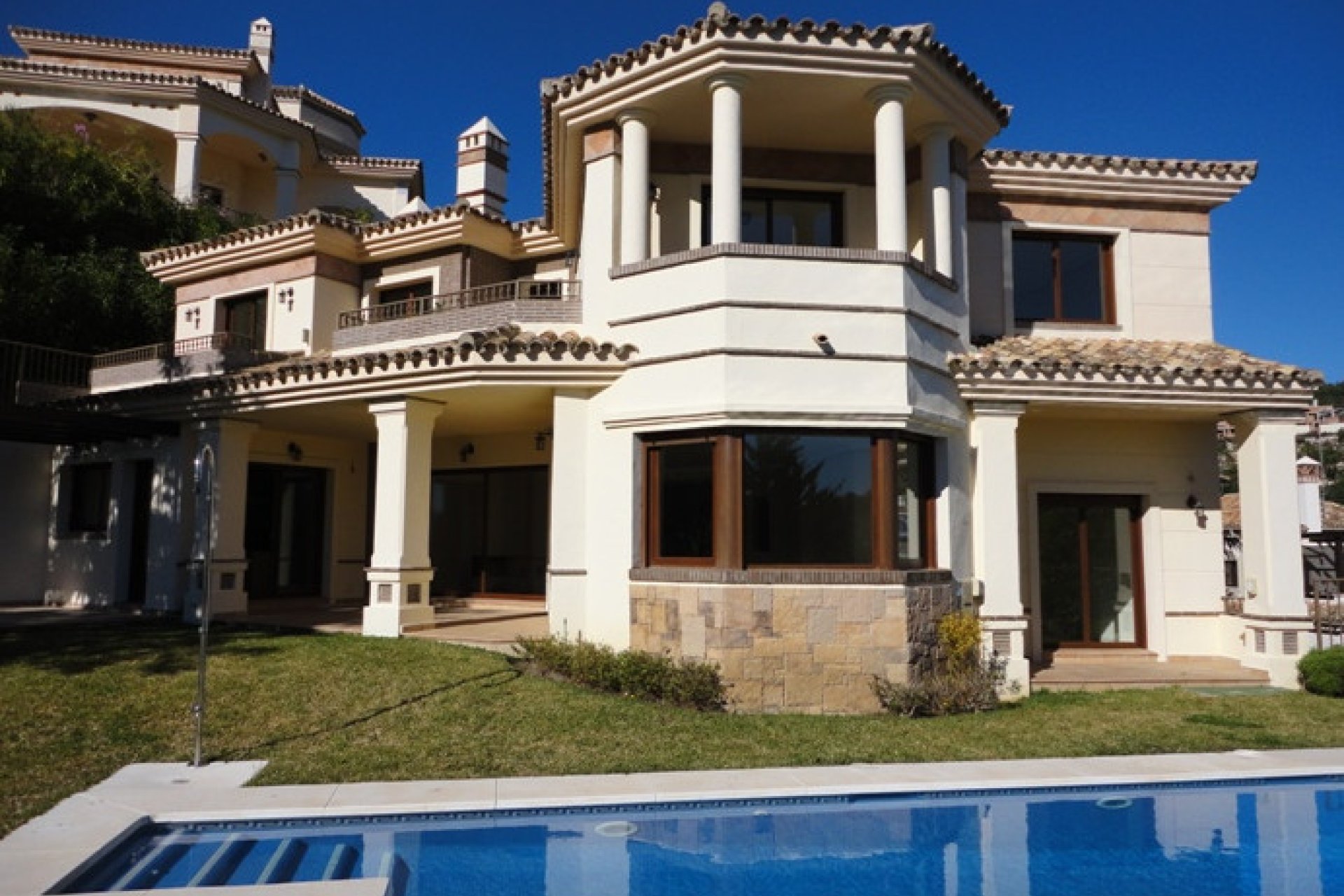 Resale - House - Detached Villa - Benahavís - Los Arqueros