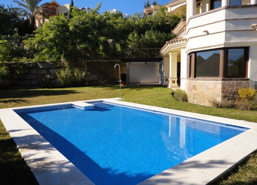 Resale - House - Detached Villa - Benahavís - Los Arqueros