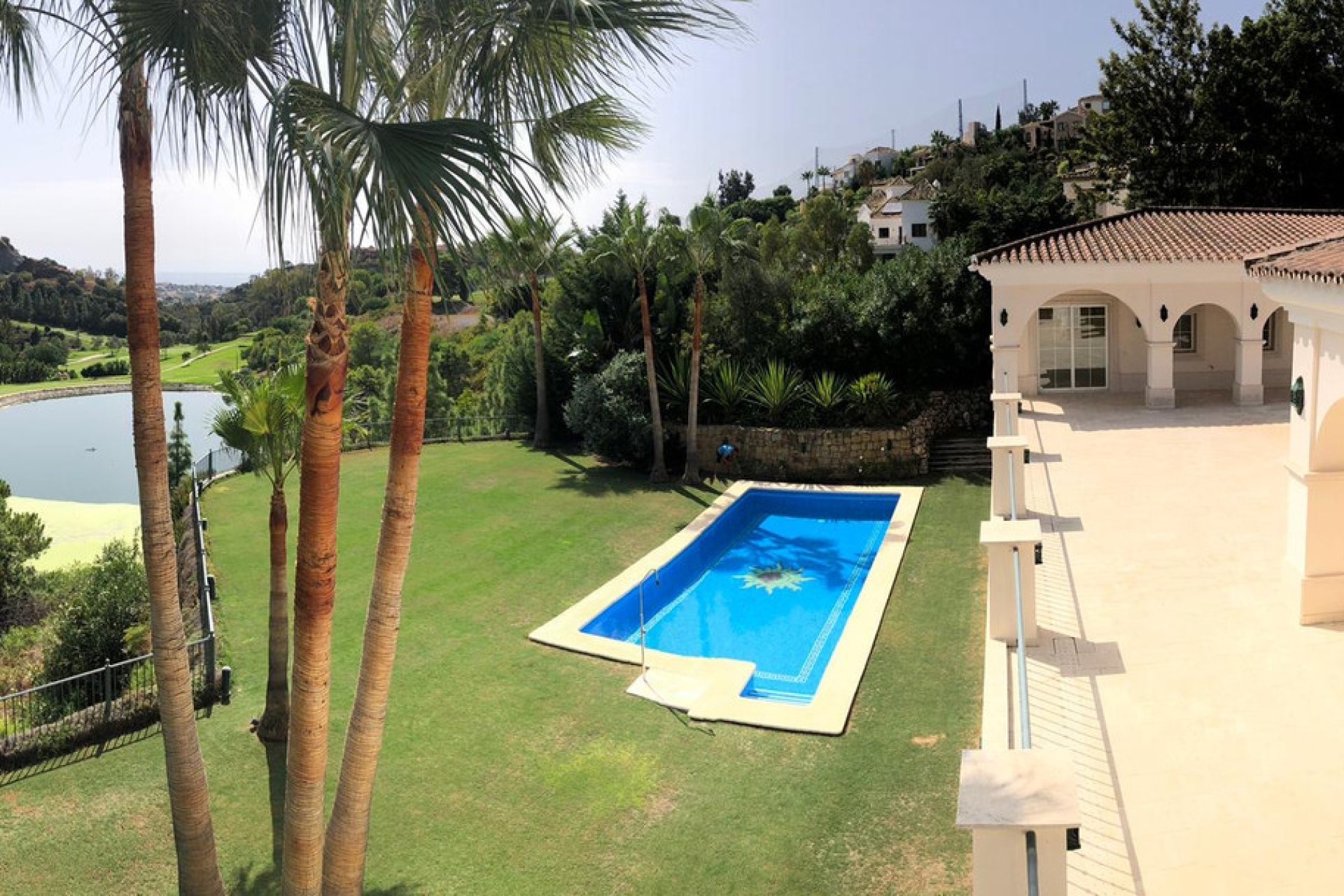 Resale - House - Detached Villa - Benahavís - Los Arqueros