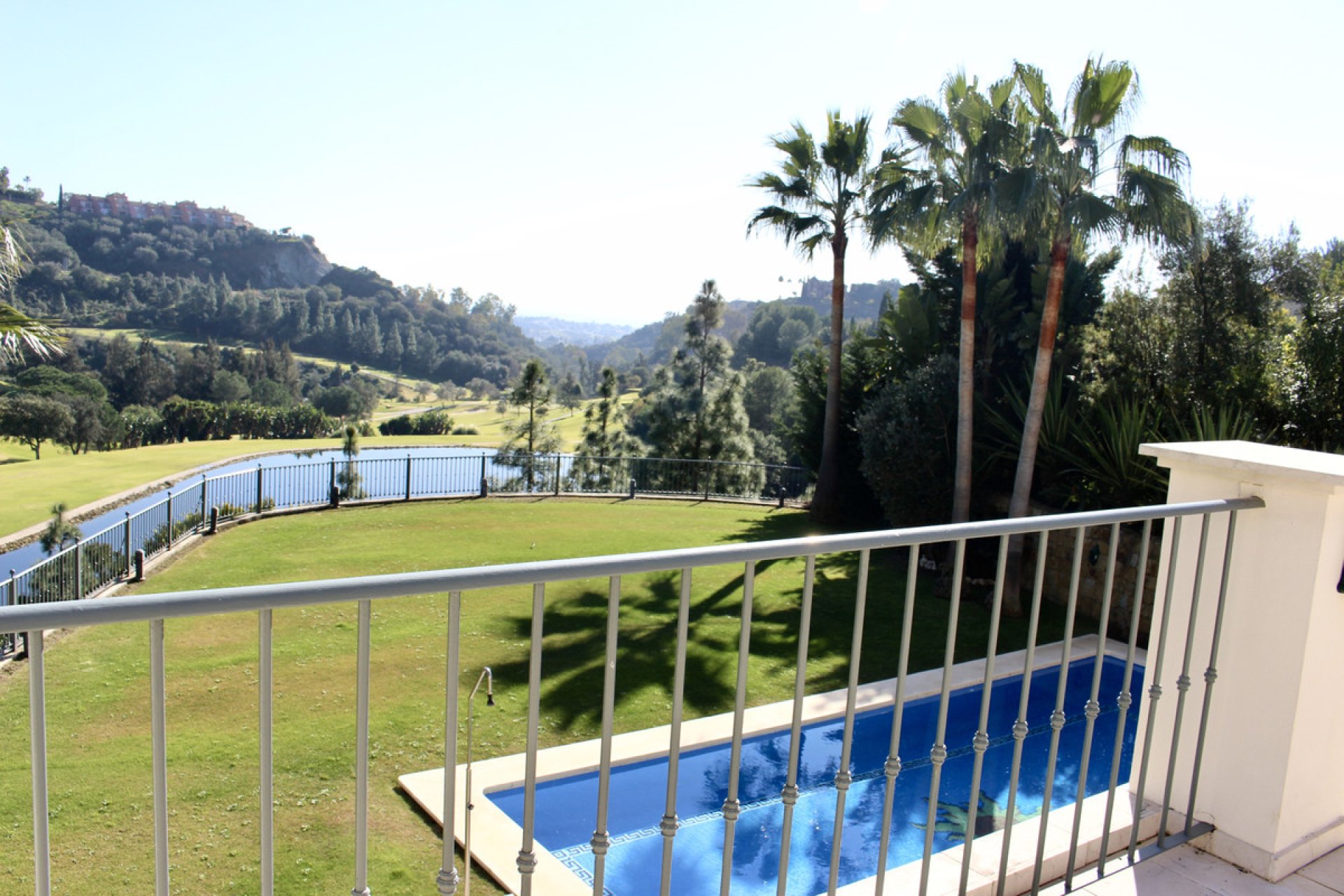 Resale - House - Detached Villa - Benahavís - Los Arqueros