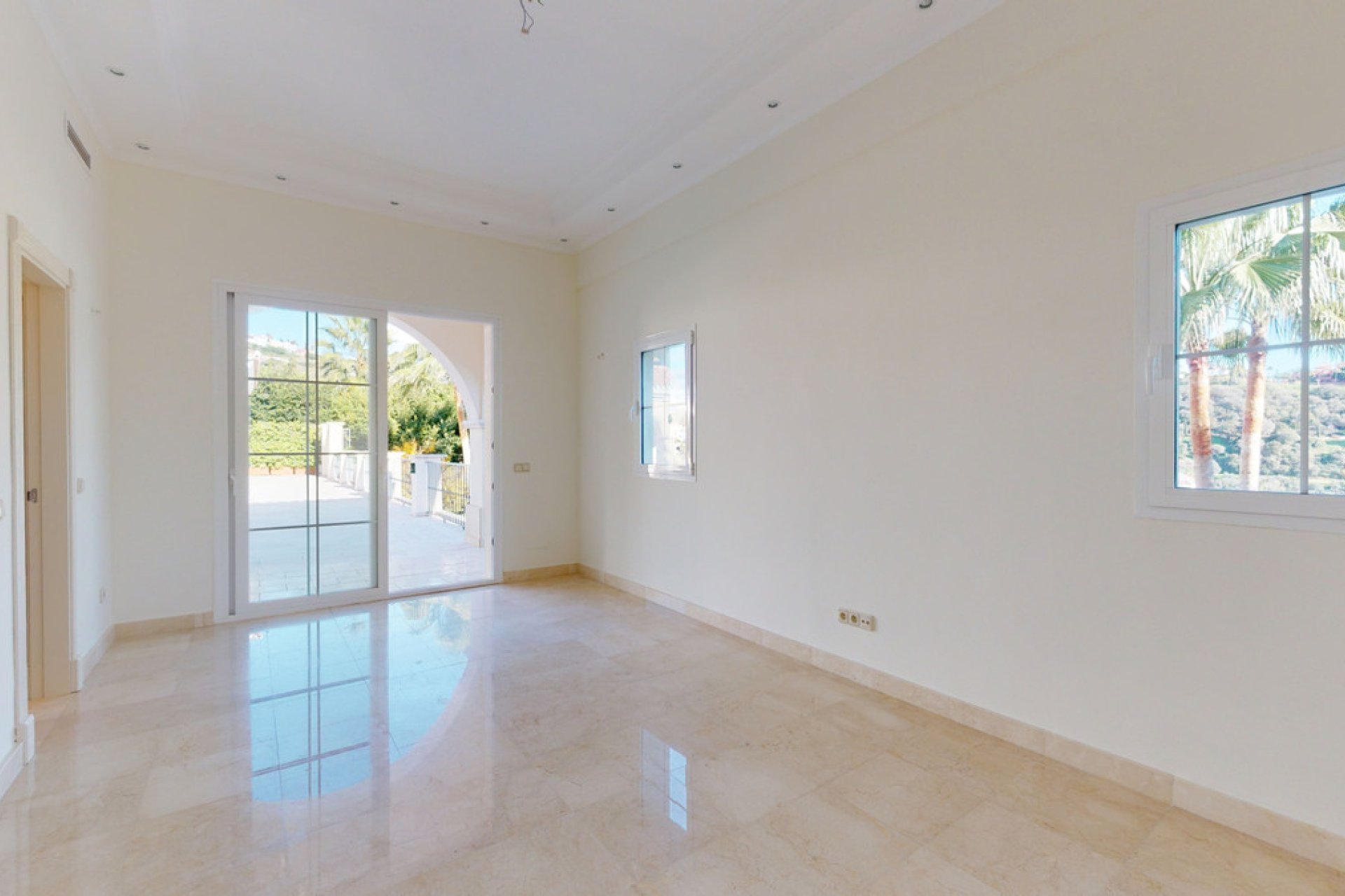 Resale - House - Detached Villa - Benahavís - Los Arqueros