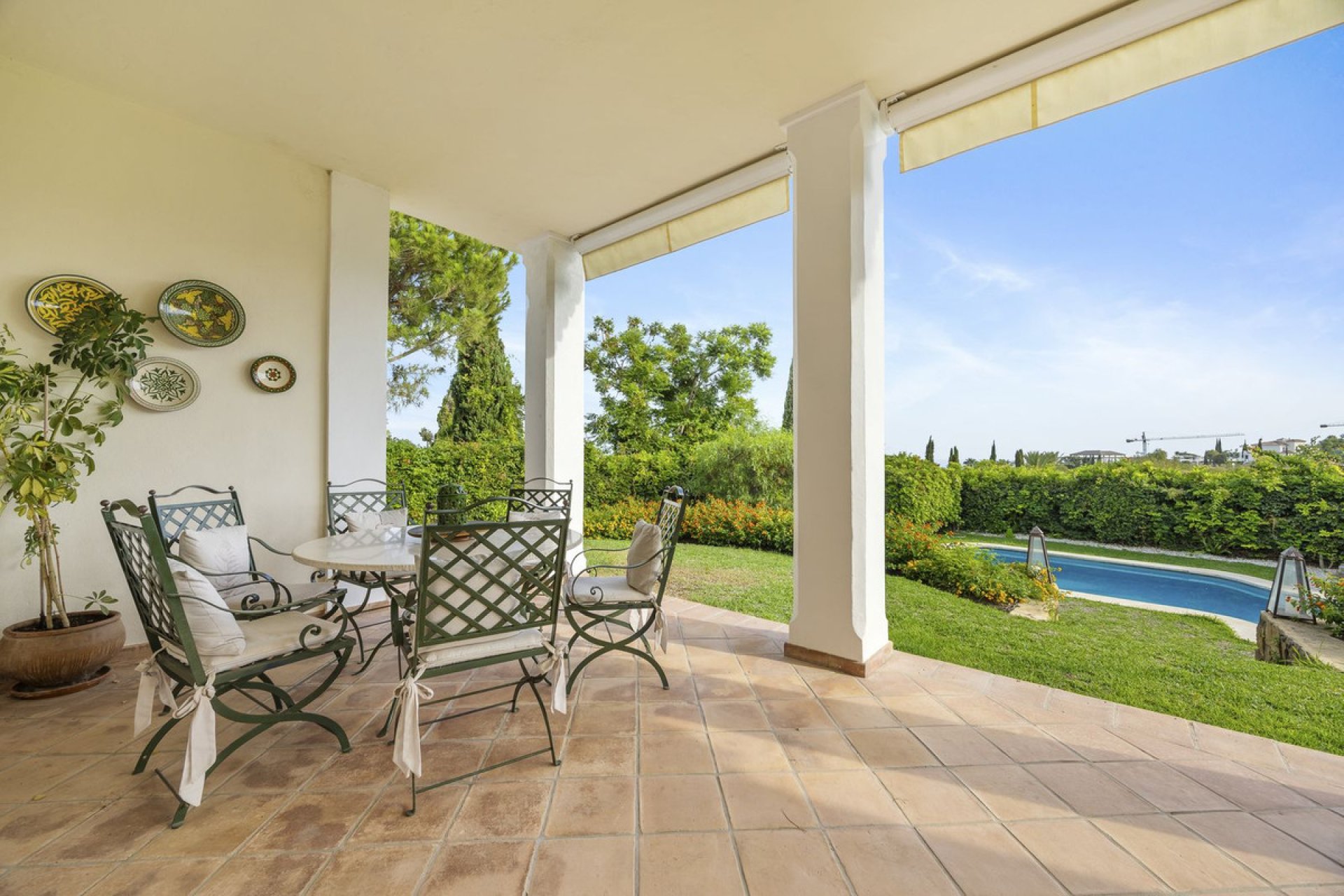 Resale - House - Detached Villa - Benahavís - Los Arqueros