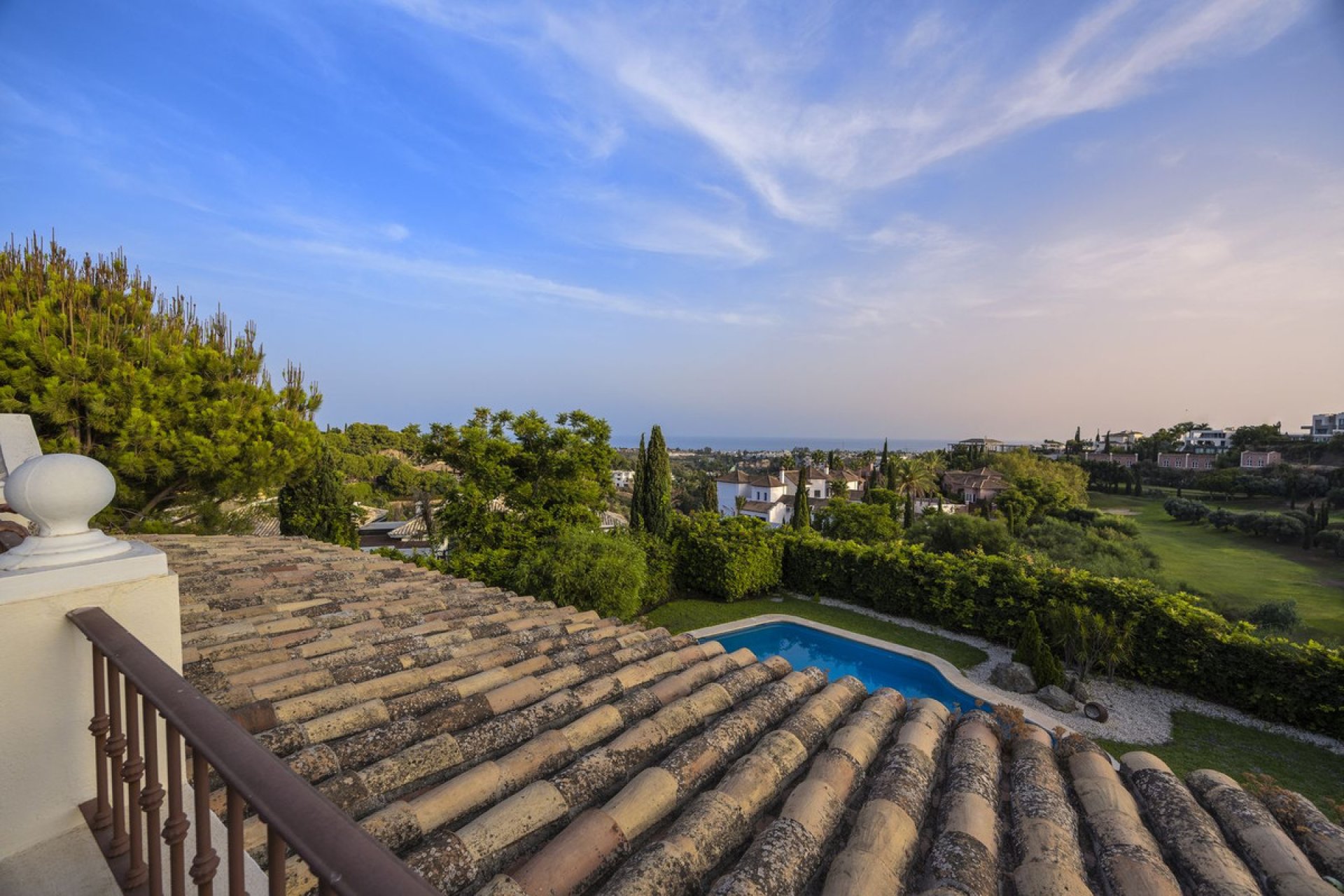 Resale - House - Detached Villa - Benahavís - Los Arqueros