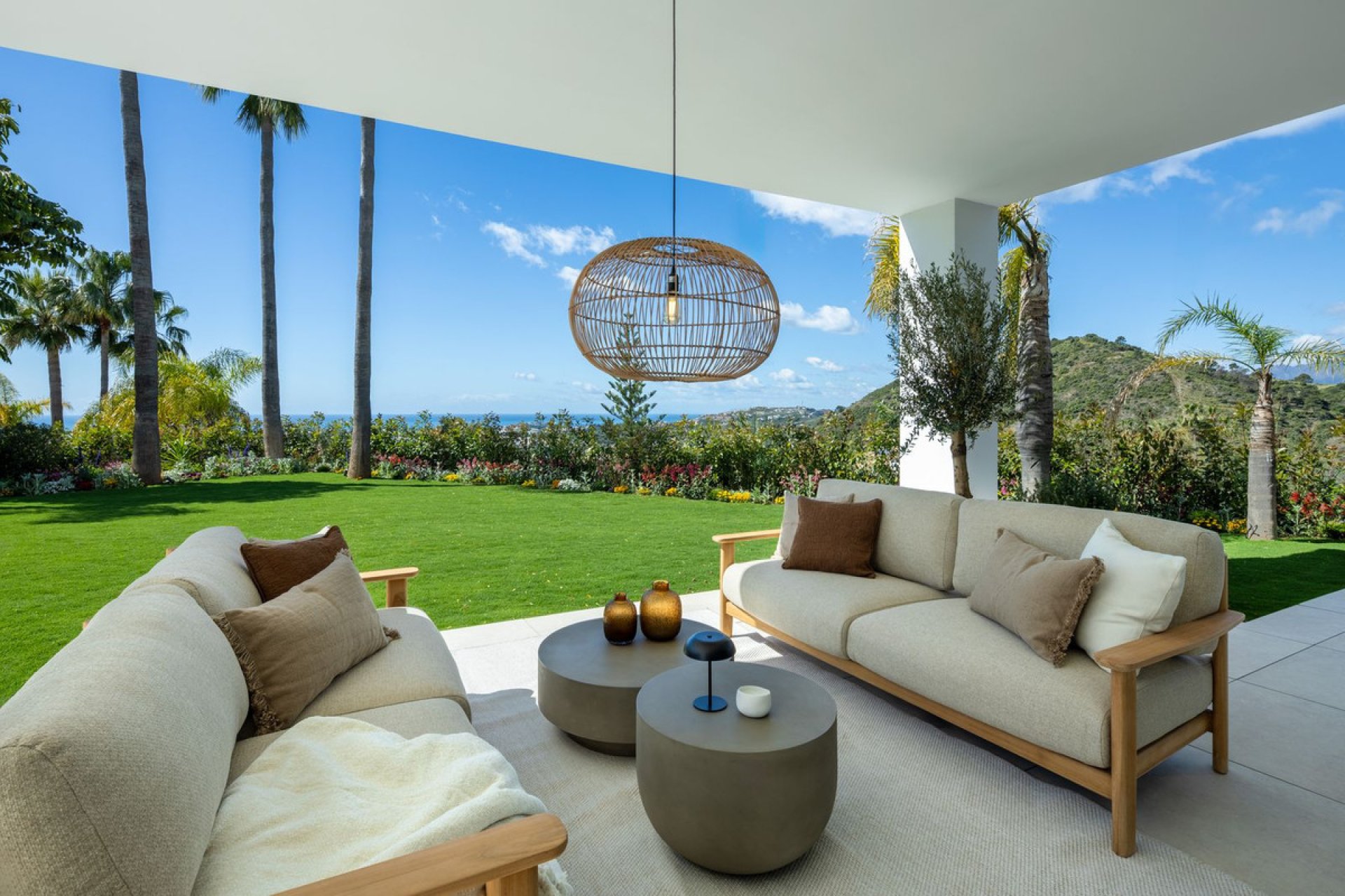 Resale - House - Detached Villa - Benahavís - Los Arqueros