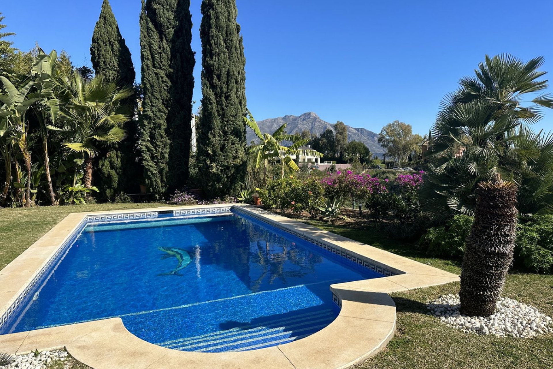 Resale - House - Detached Villa - Benahavís - Monte Halcones