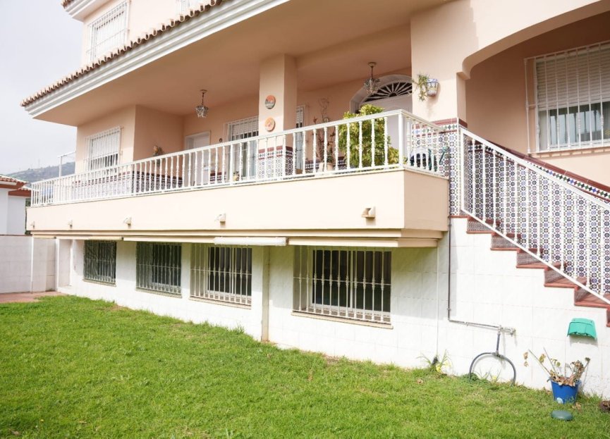 Resale - House - Detached Villa - Benalmádena - Arroyo de la Miel