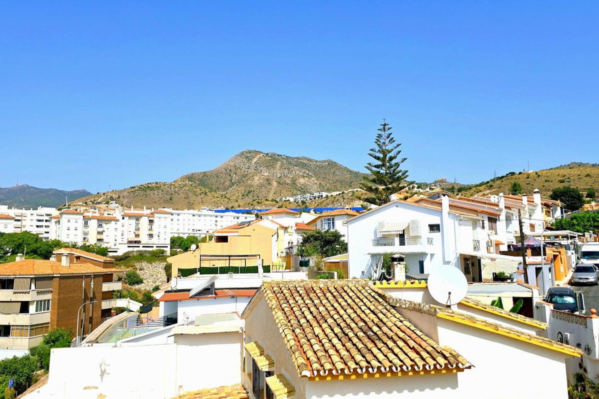 Resale - House - Detached Villa - Benalmádena - Arroyo de la Miel