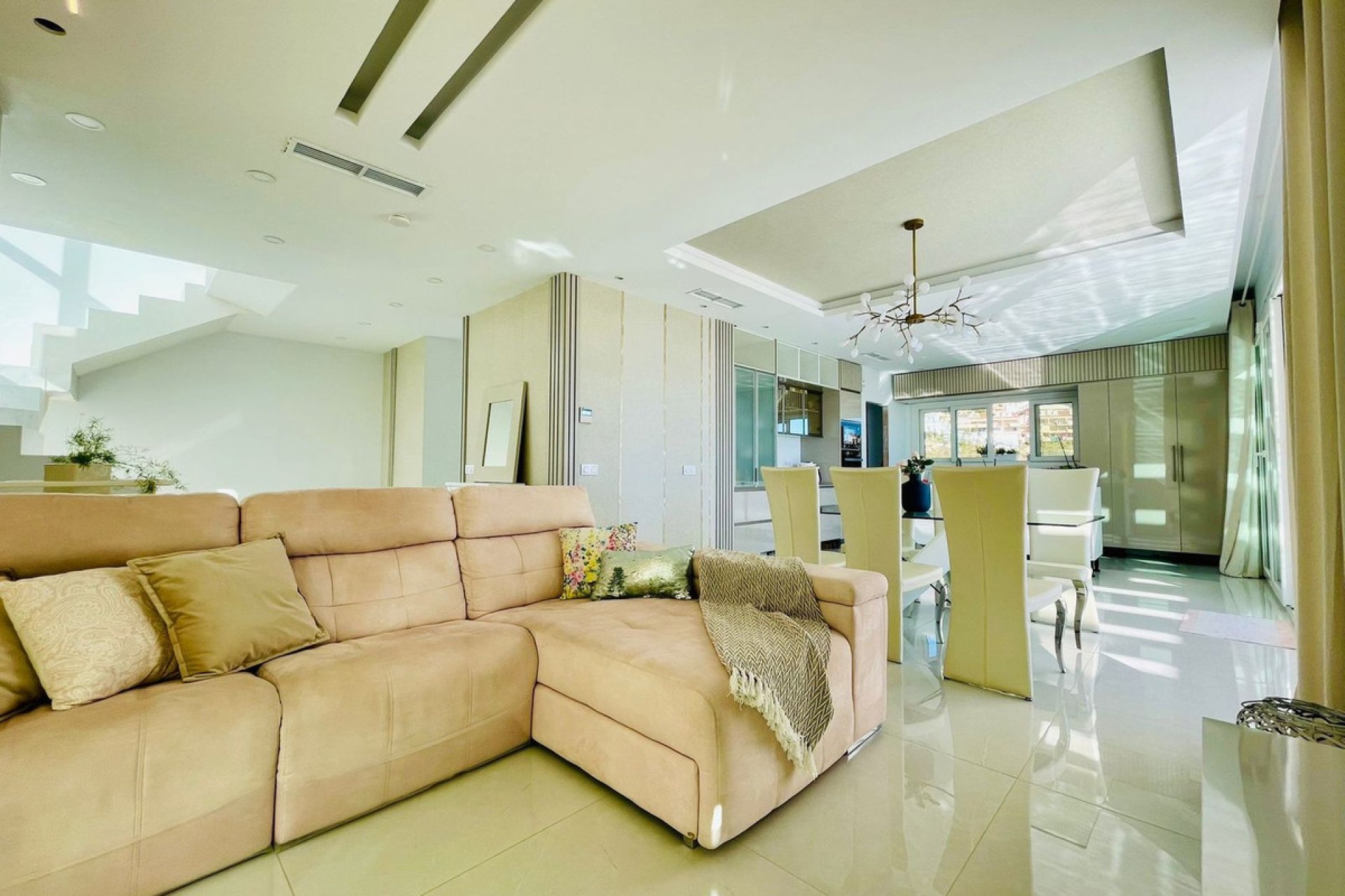 Resale - House - Detached Villa - Benalmádena - Benalmadena Centro