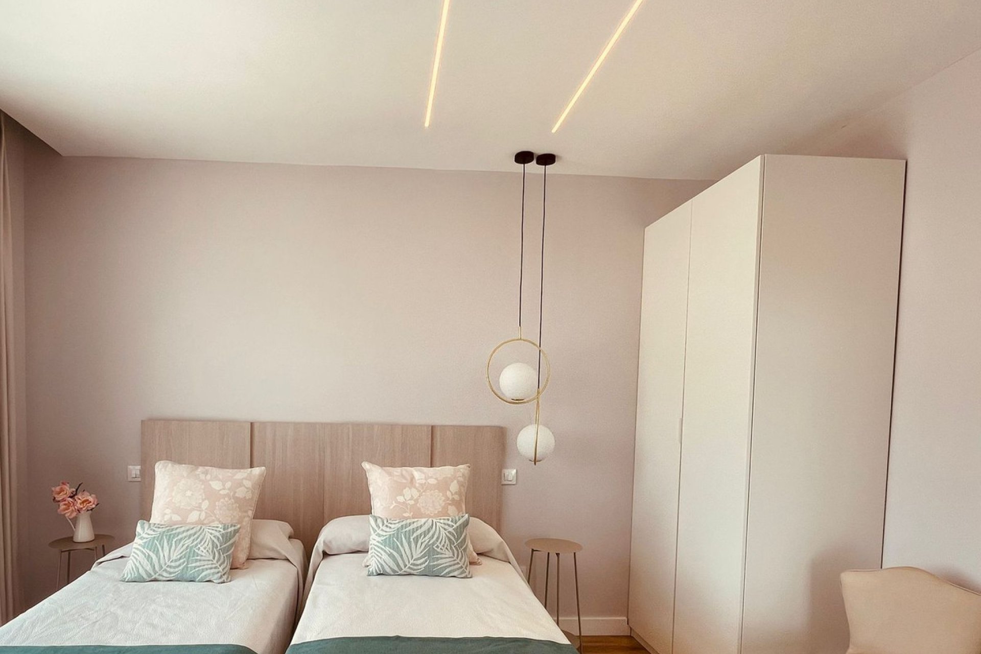 Resale - House - Detached Villa - Benalmádena - Benalmadena Centro