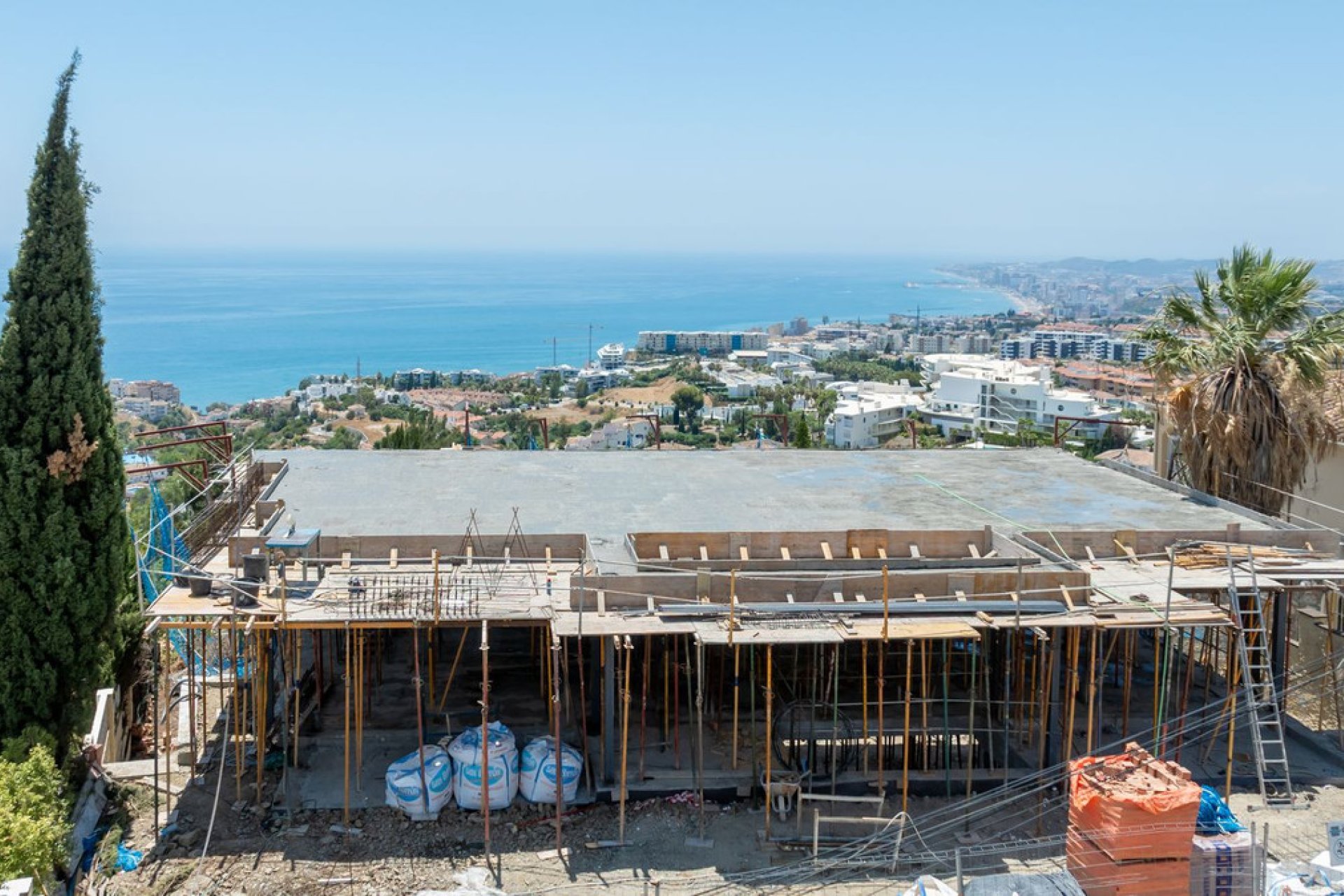 Resale - House - Detached Villa - Benalmádena - Benalmadena Centro