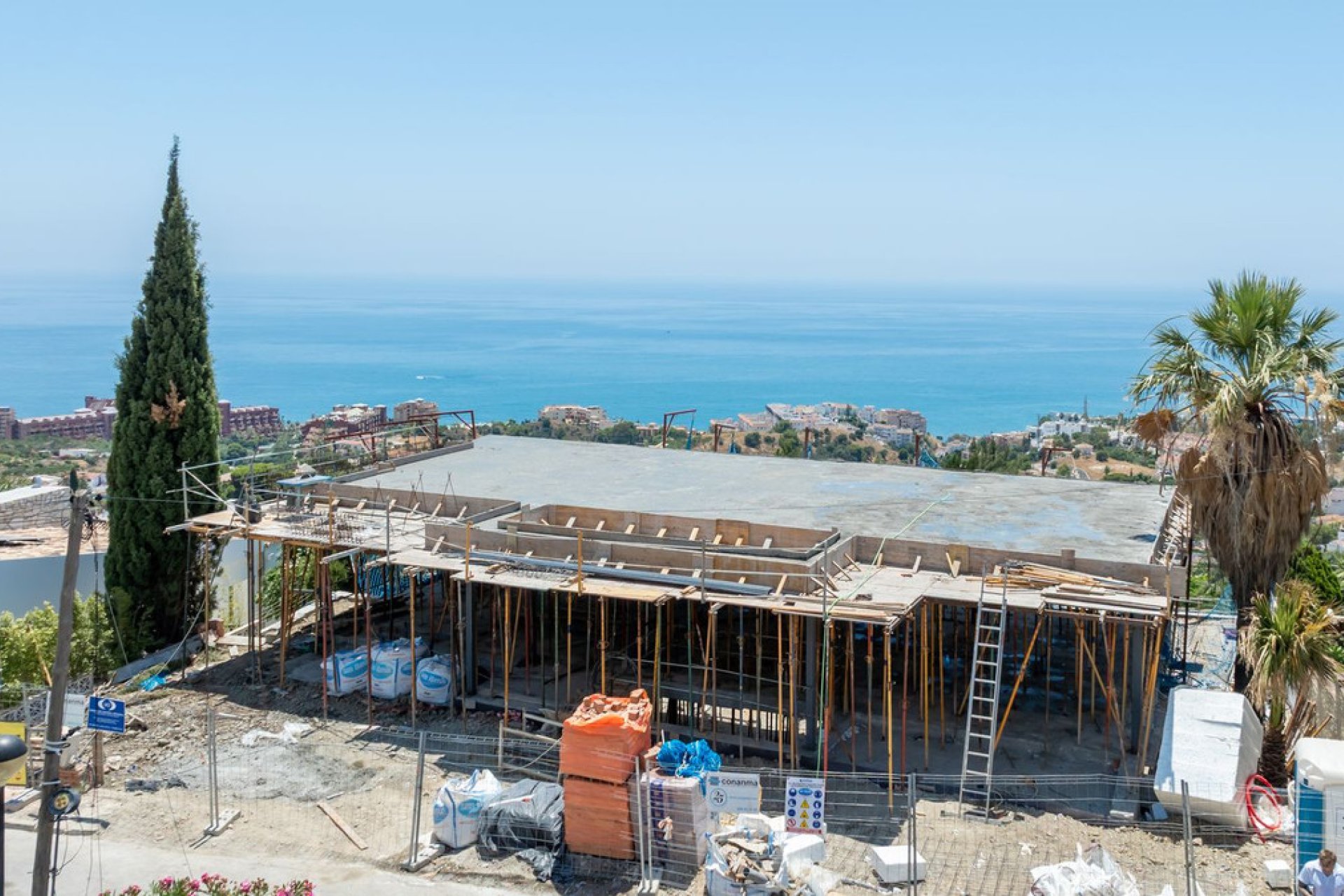 Resale - House - Detached Villa - Benalmádena - Benalmadena Centro