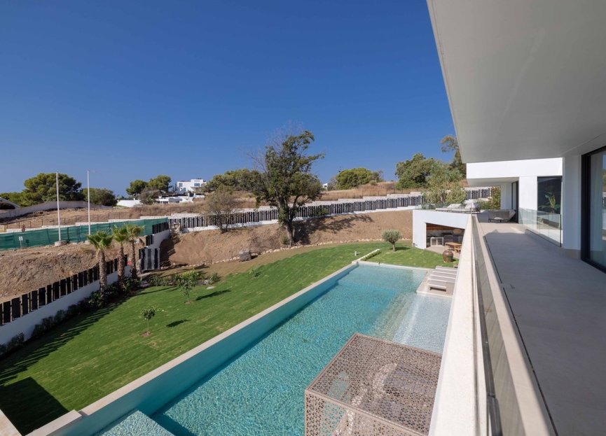 Resale - House - Detached Villa - Benalmádena - Benalmadena Centro