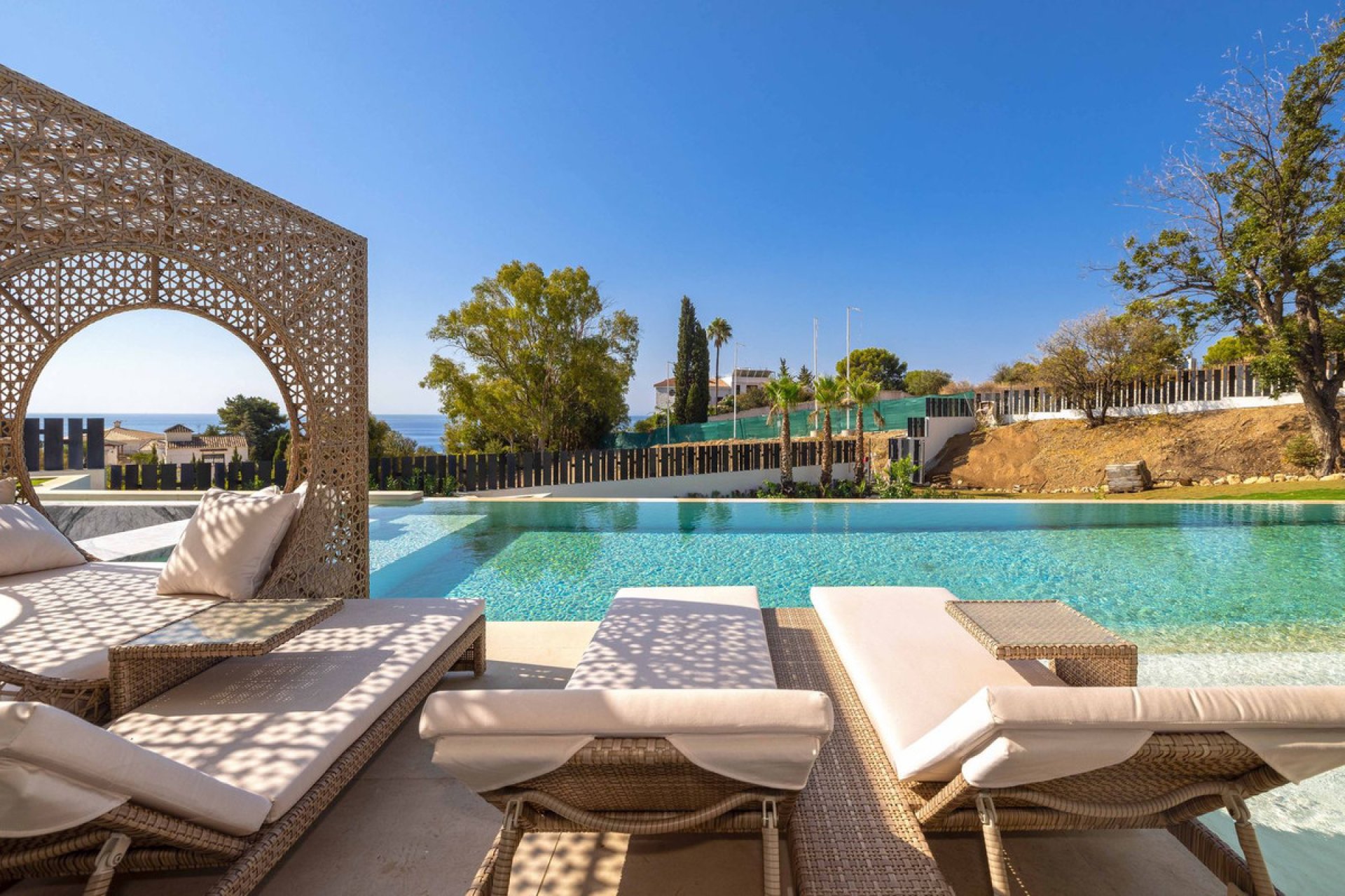 Resale - House - Detached Villa - Benalmádena - Benalmadena Centro