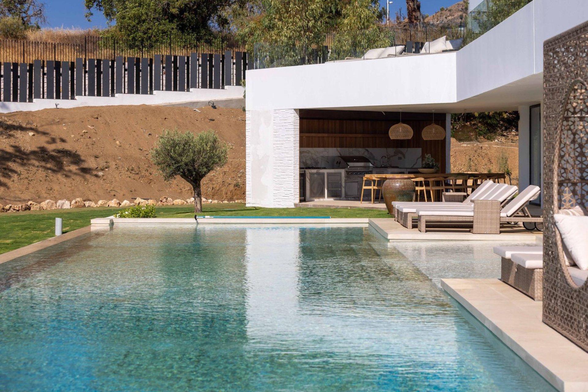 Resale - House - Detached Villa - Benalmádena - Benalmadena Centro