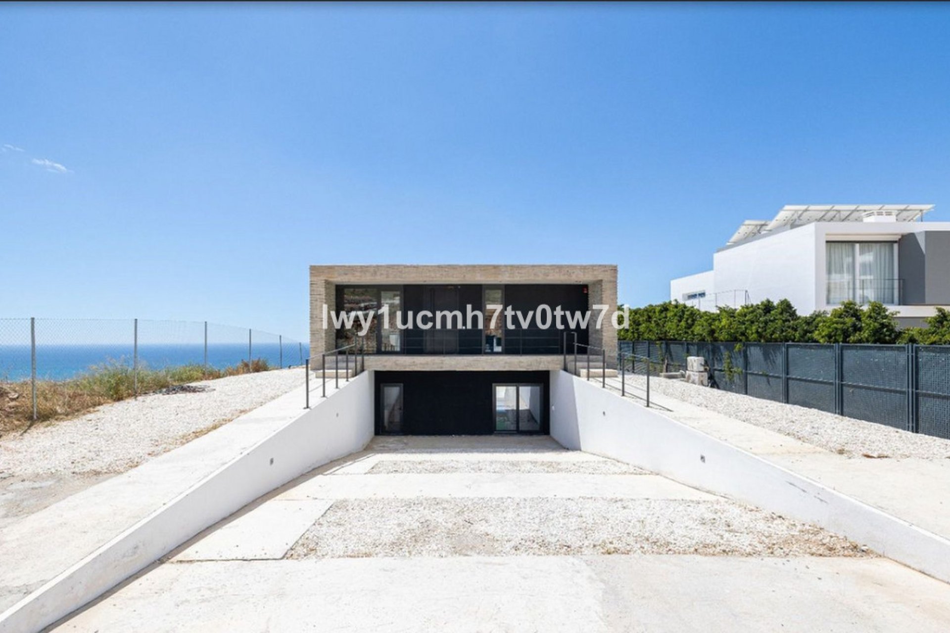 Resale - House - Detached Villa - Benalmádena - Benalmadena Centro