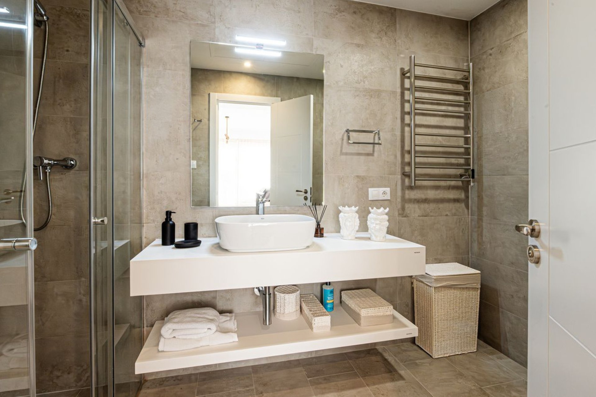 Resale - House - Detached Villa - Benalmádena - Benalmadena Centro