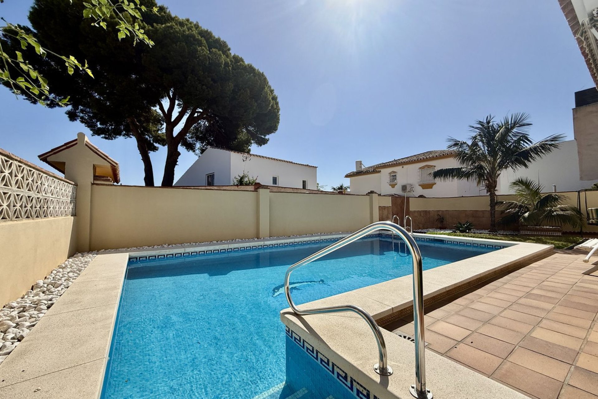 Resale - House - Detached Villa - Benalmádena - Benalmadena Centro
