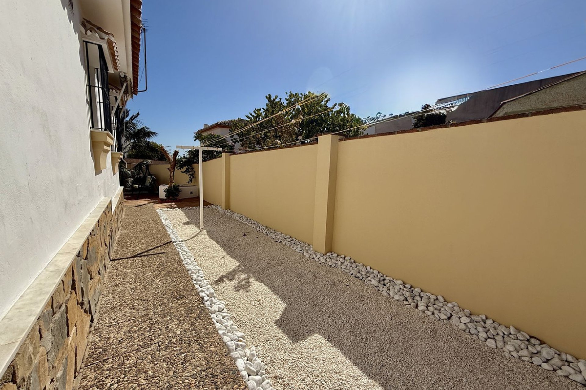 Resale - House - Detached Villa - Benalmádena - Benalmadena Centro