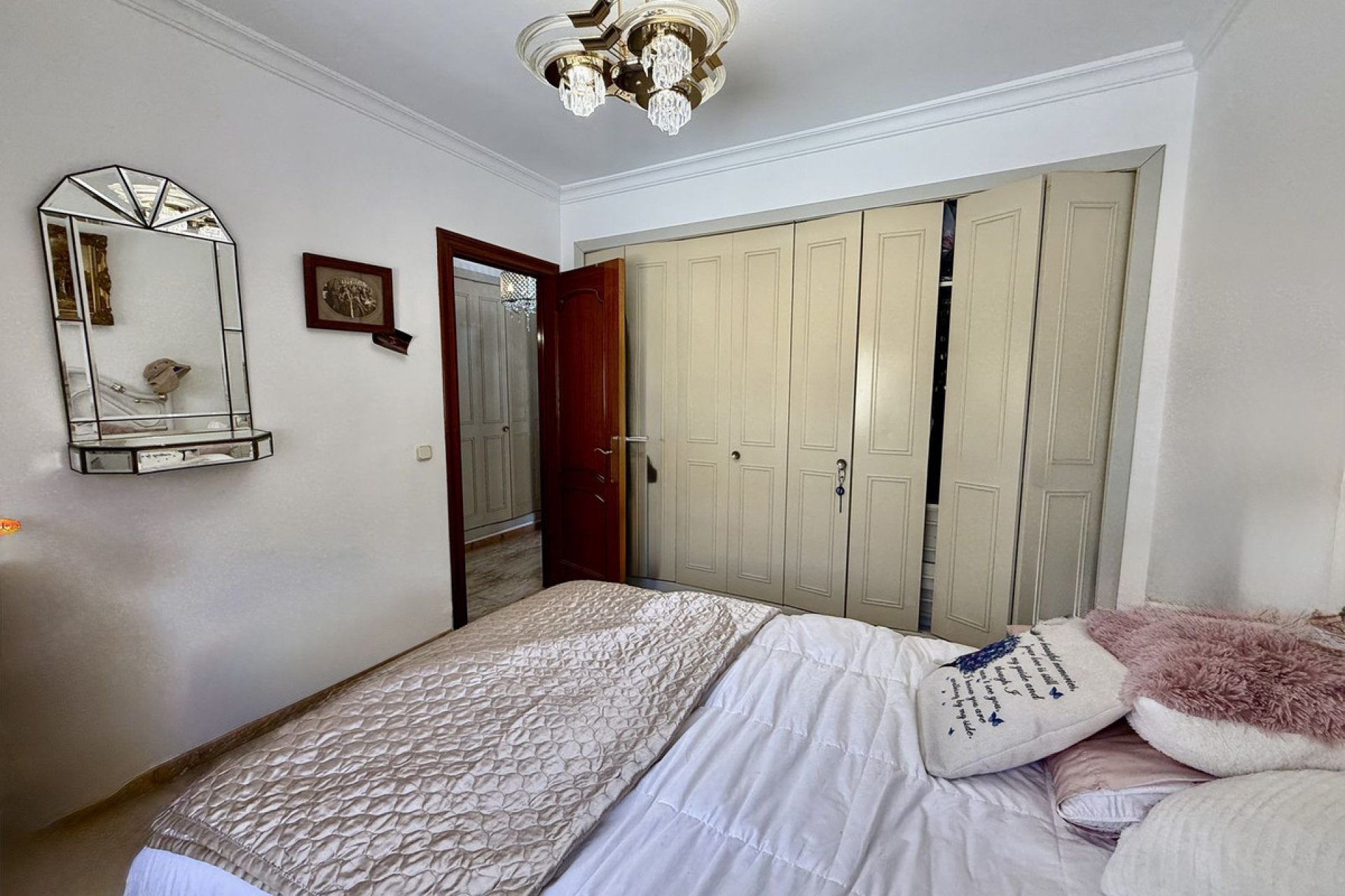 Resale - House - Detached Villa - Benalmádena - Benalmadena Centro