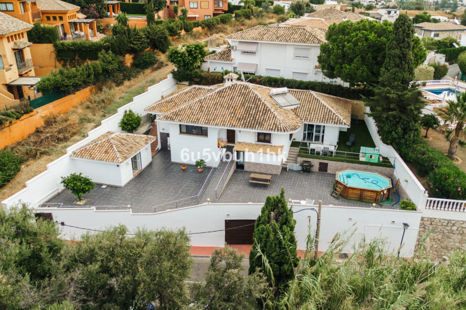 Resale - House - Detached Villa - Benalmádena - Benalmadena Centro