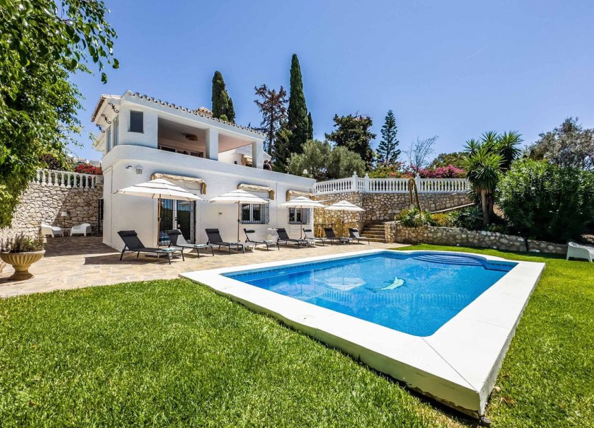 Resale - House - Detached Villa - Benalmádena - Benalmadena Centro