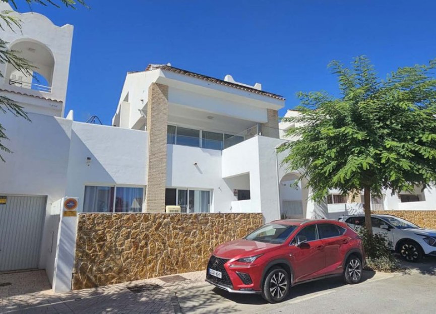 Resale - House - Detached Villa - Benalmádena - Benalmadena Centro