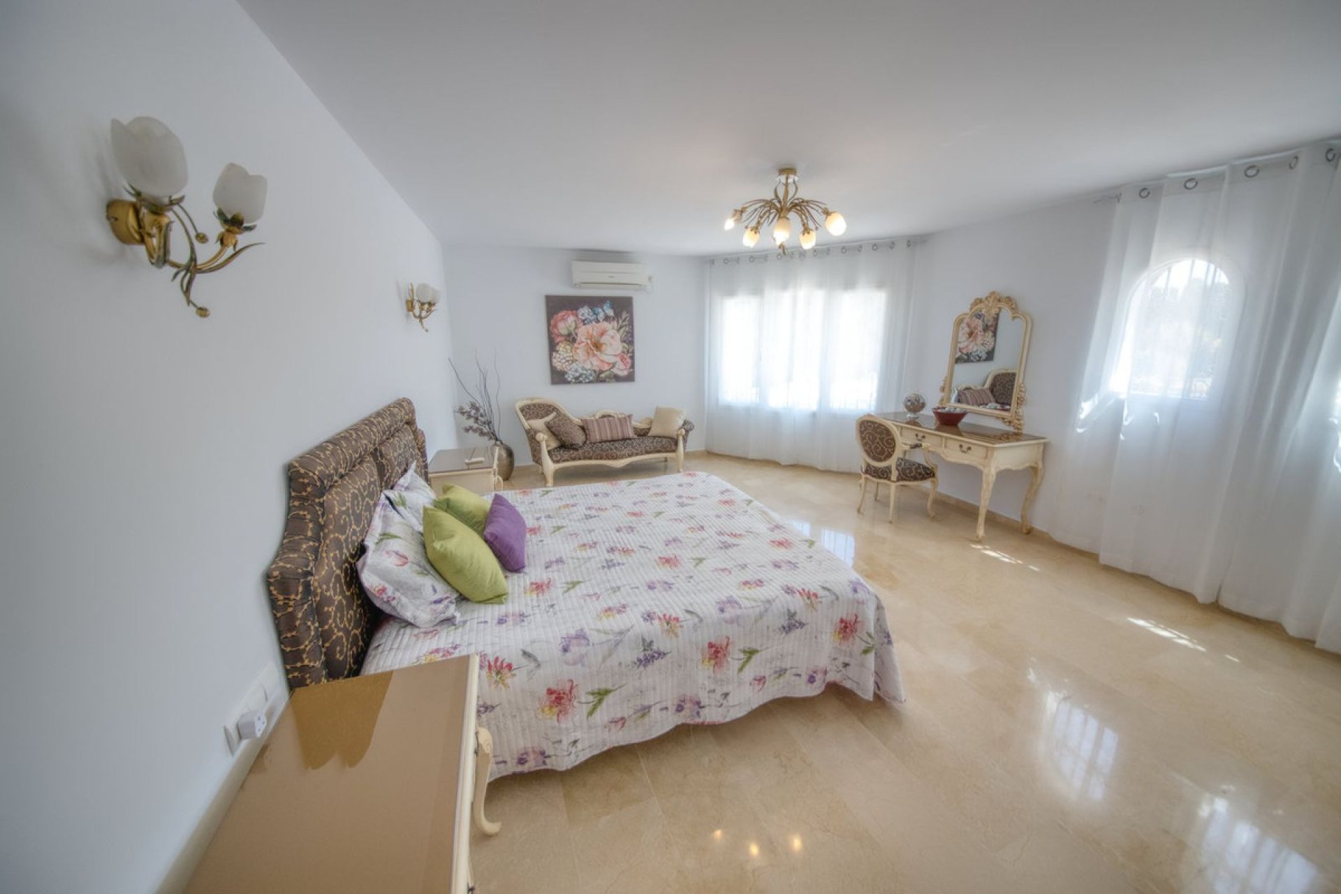 Resale - House - Detached Villa - Benalmádena - Benalmadena Centro