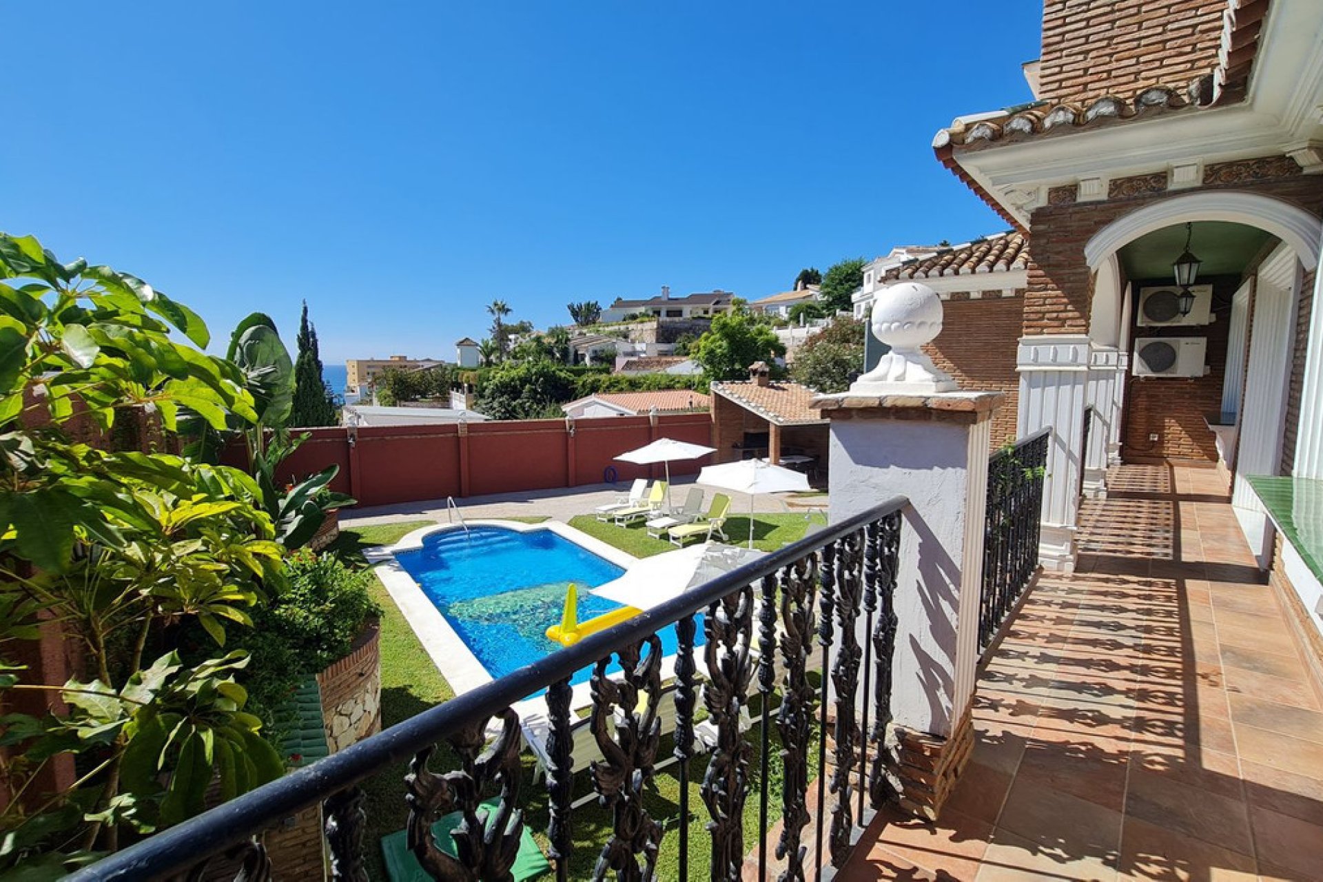 Resale - House - Detached Villa - Benalmádena - Benalmadena Centro